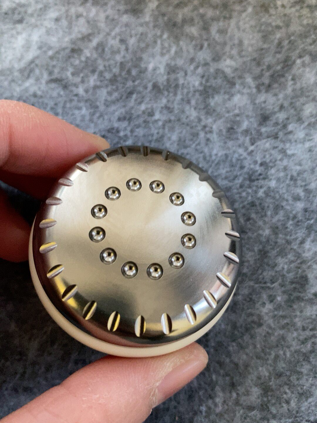 Biscuit Spinner Titanium PEEK