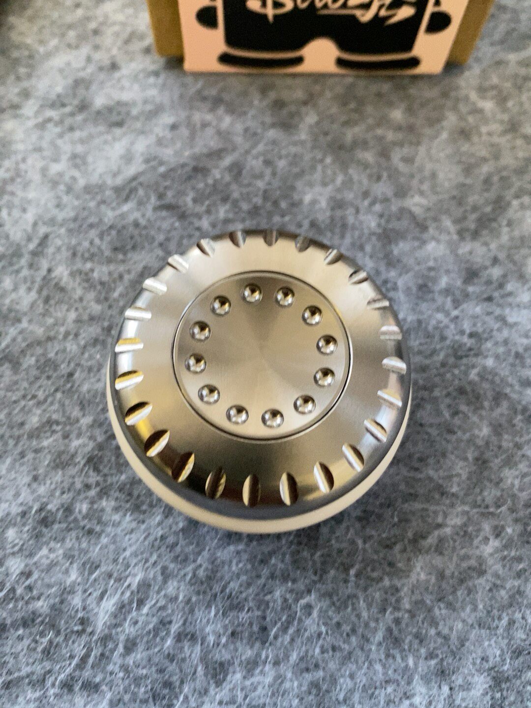 Biscuit Spinner Titanium PEEK