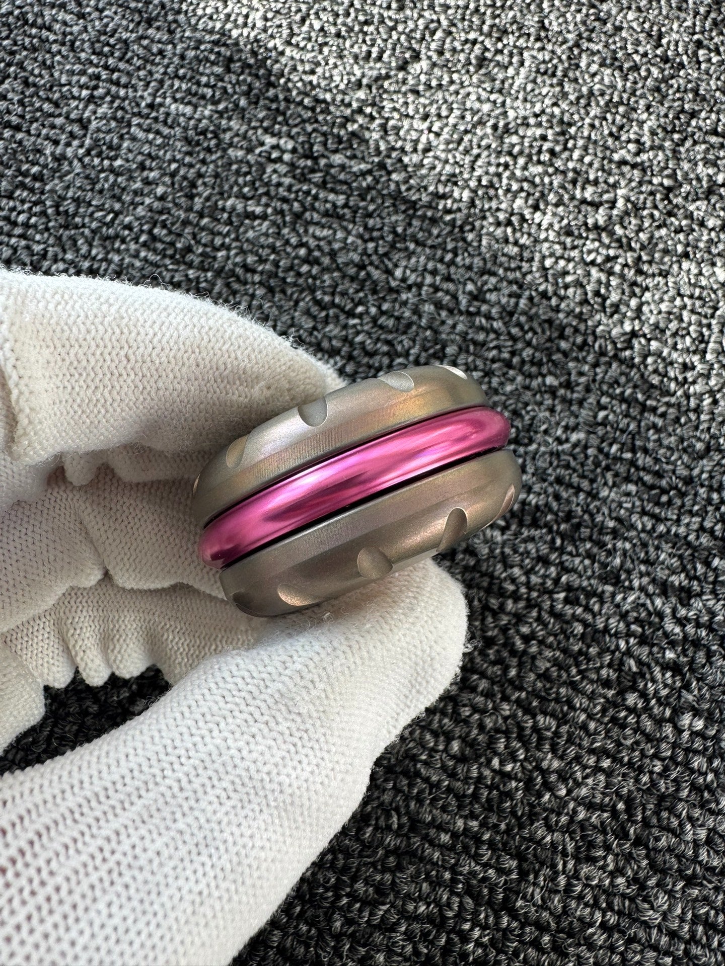 Biscuit Spinner Titanium