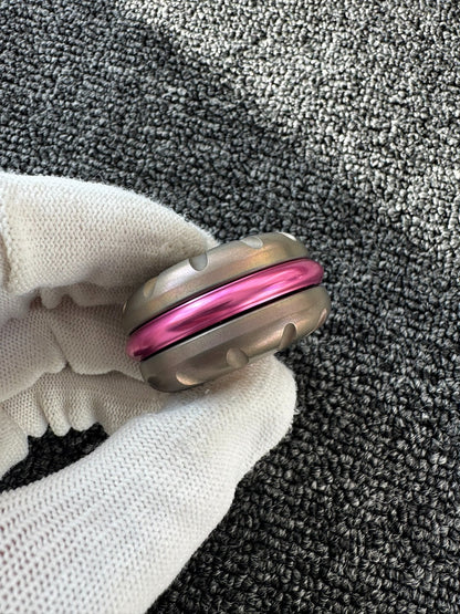 Biscuit Spinner Titanium