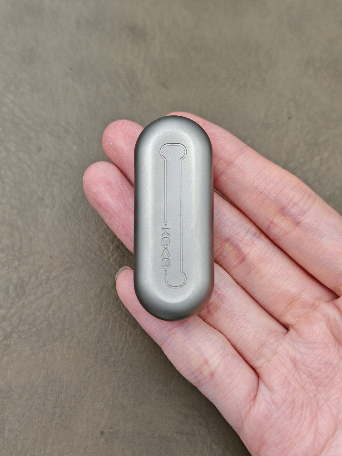 Floating Cloud Titanium Blasted