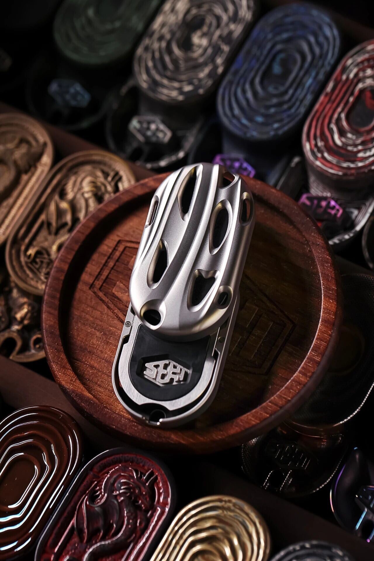 LAG, Stainless Steel