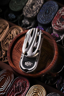 LAG, Stainless Steel