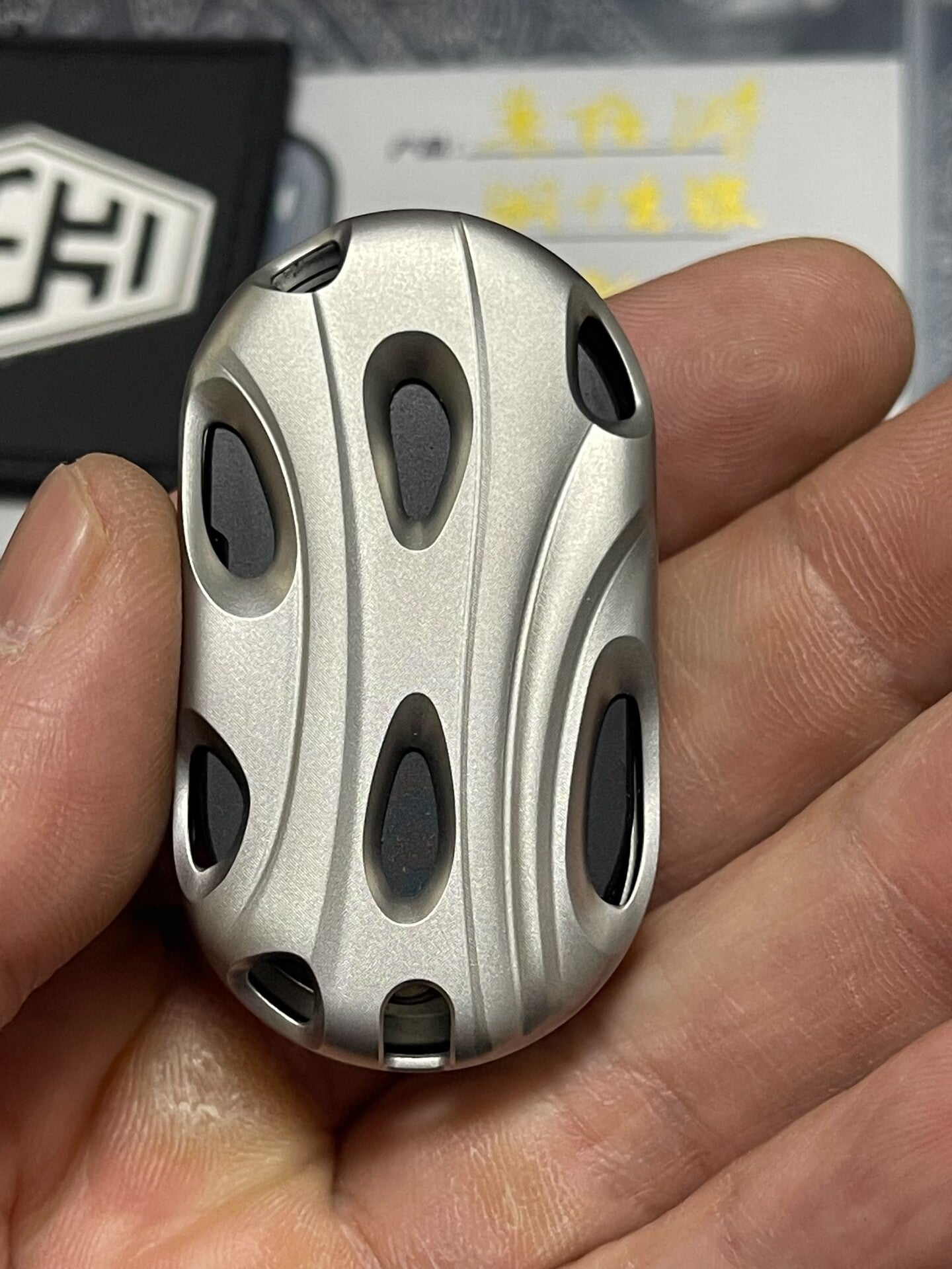 LAG, Stainless Steel