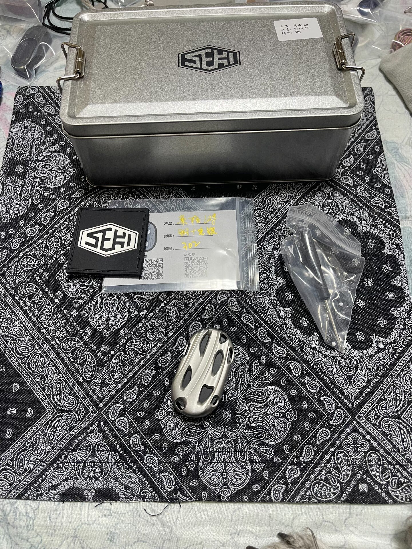 LAG, Stainless Steel