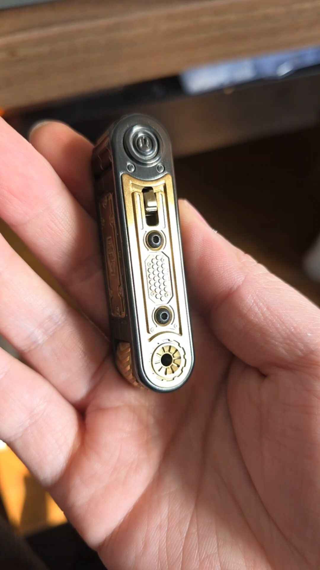Cyber Core, Zirconium