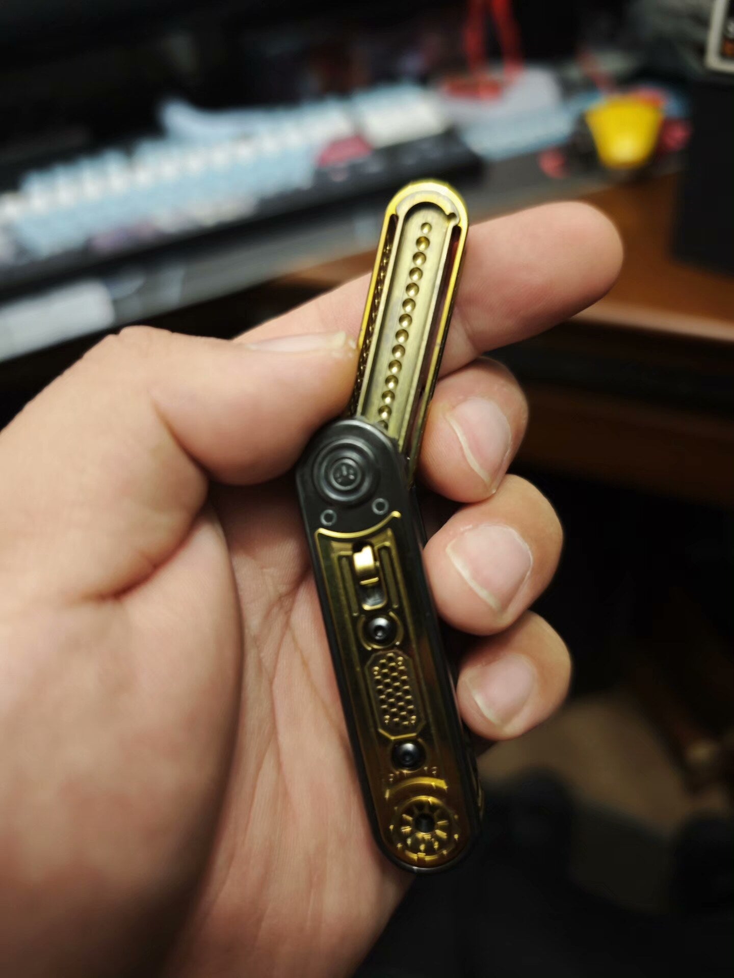 Cyber Core 2.0, Zirconium