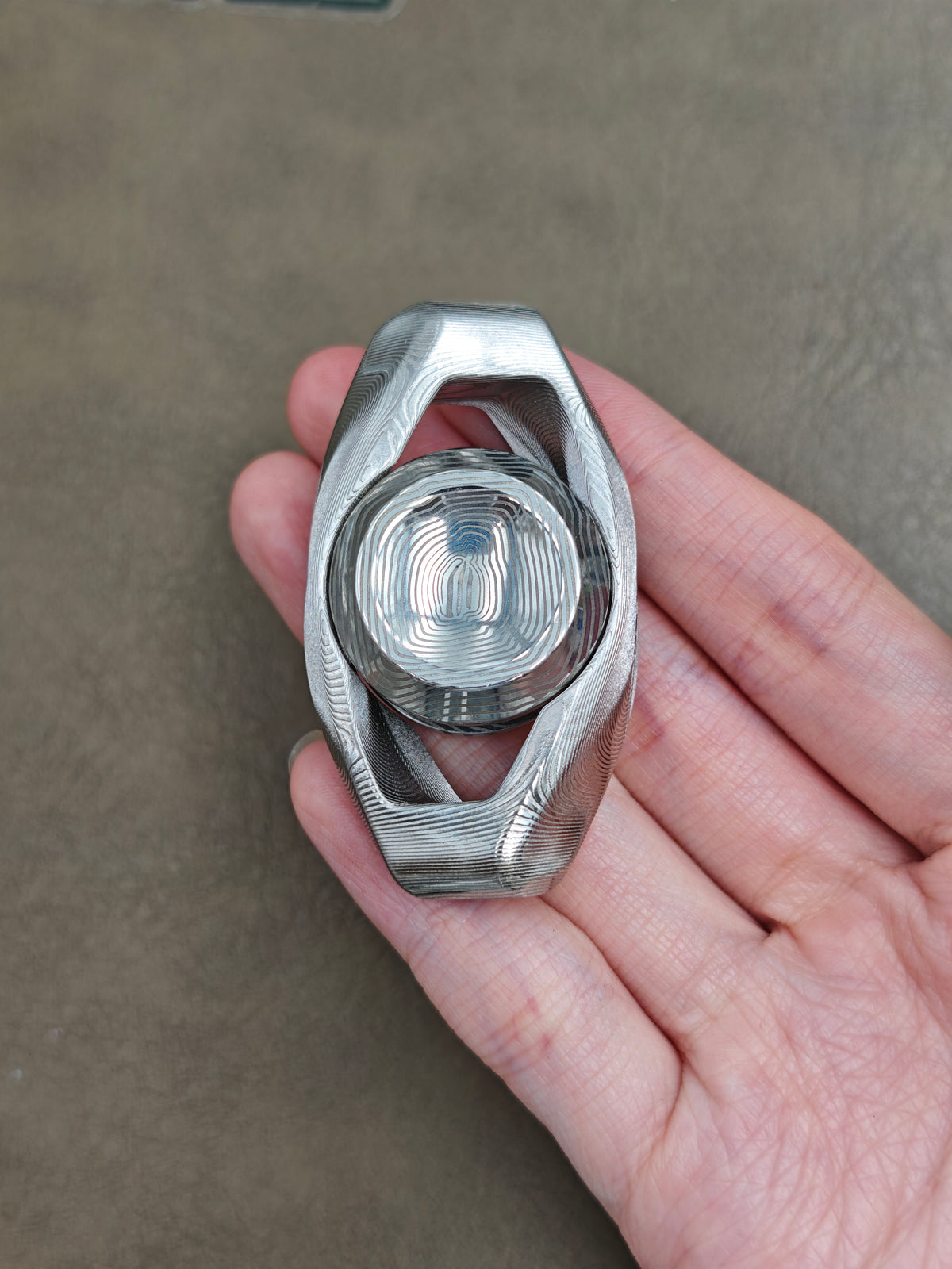 Er Niu Damasteel