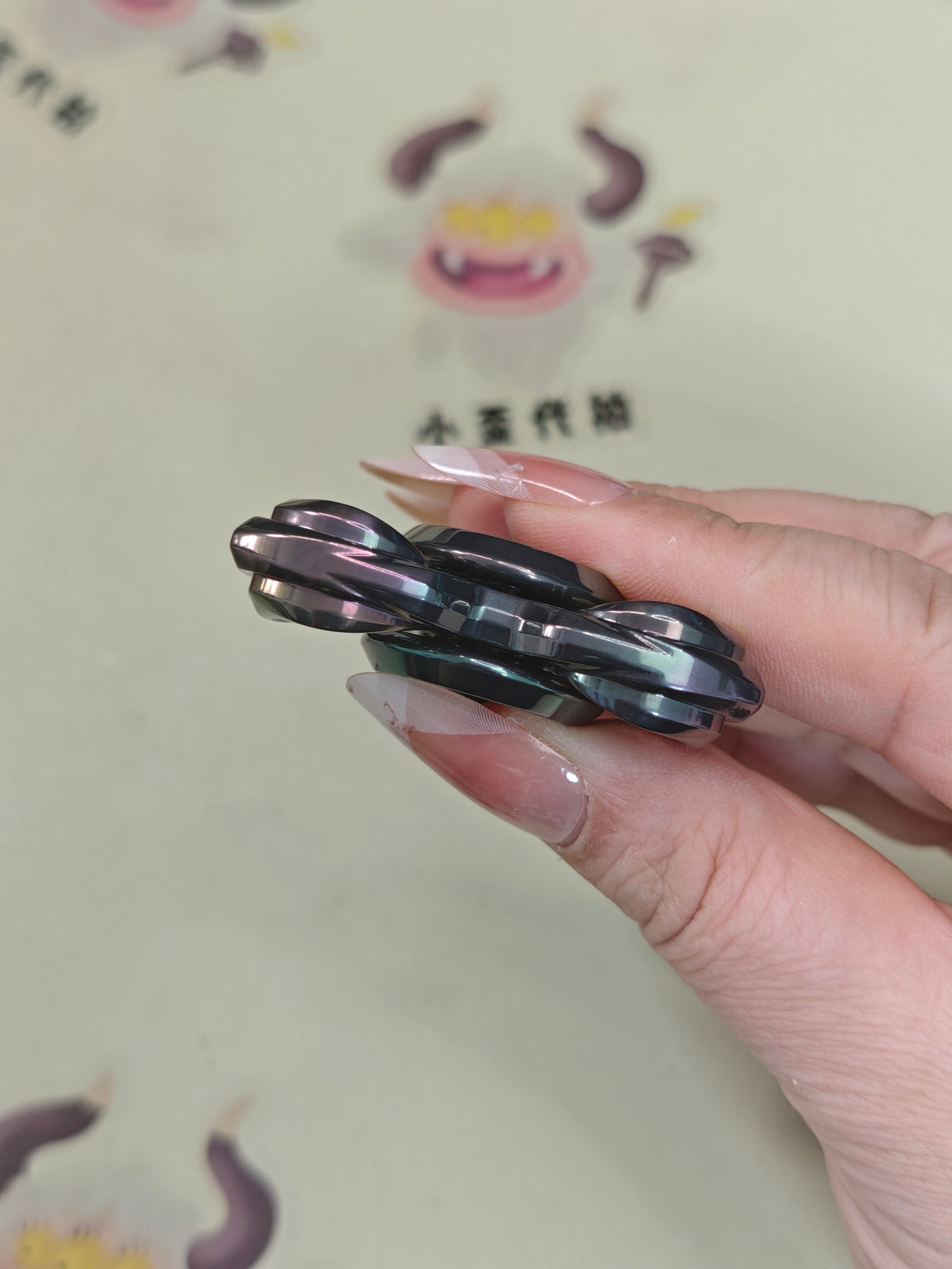 Twin Plume Zirconium Oil Slick