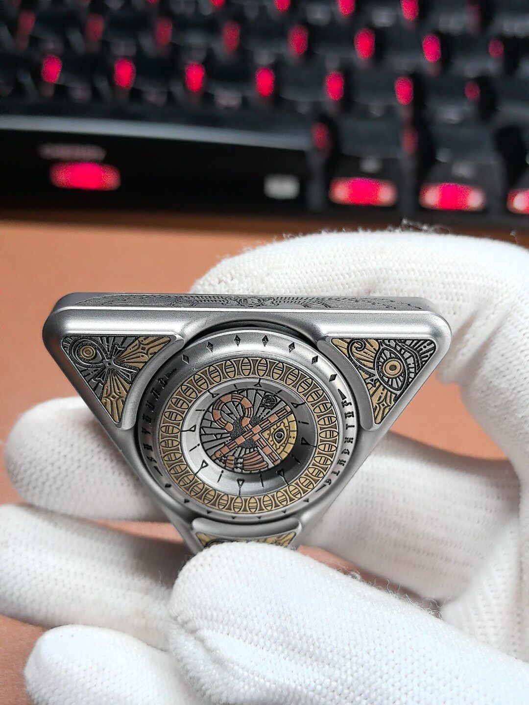 Dust Boat Titanium Limited Edition
