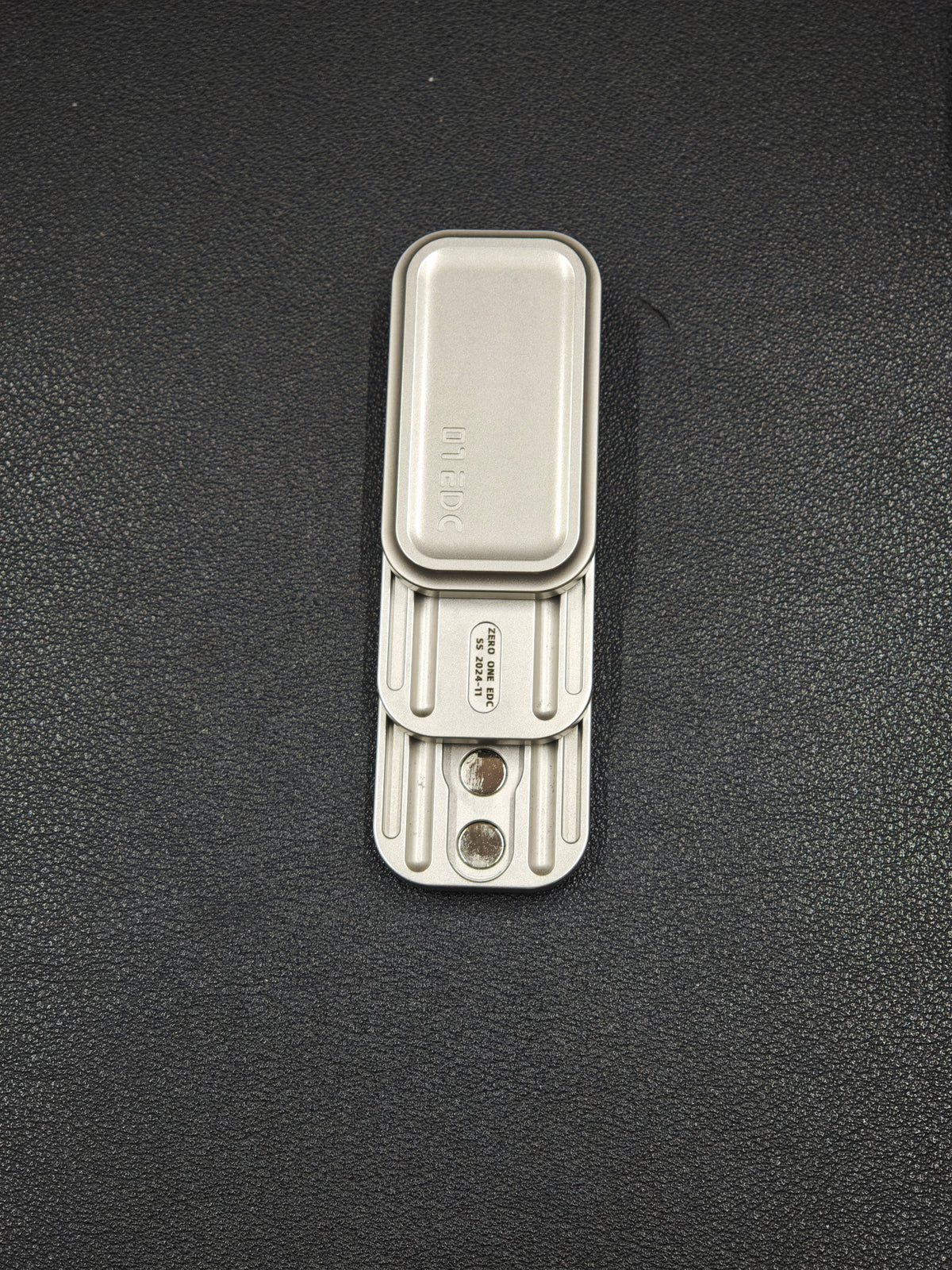 Magnet Feel Stainless Steel Stonewashed