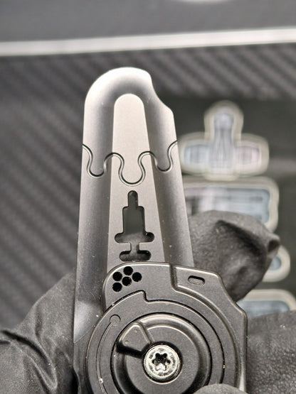 Dimension Slash Pry Bar Titanium Limited Edition