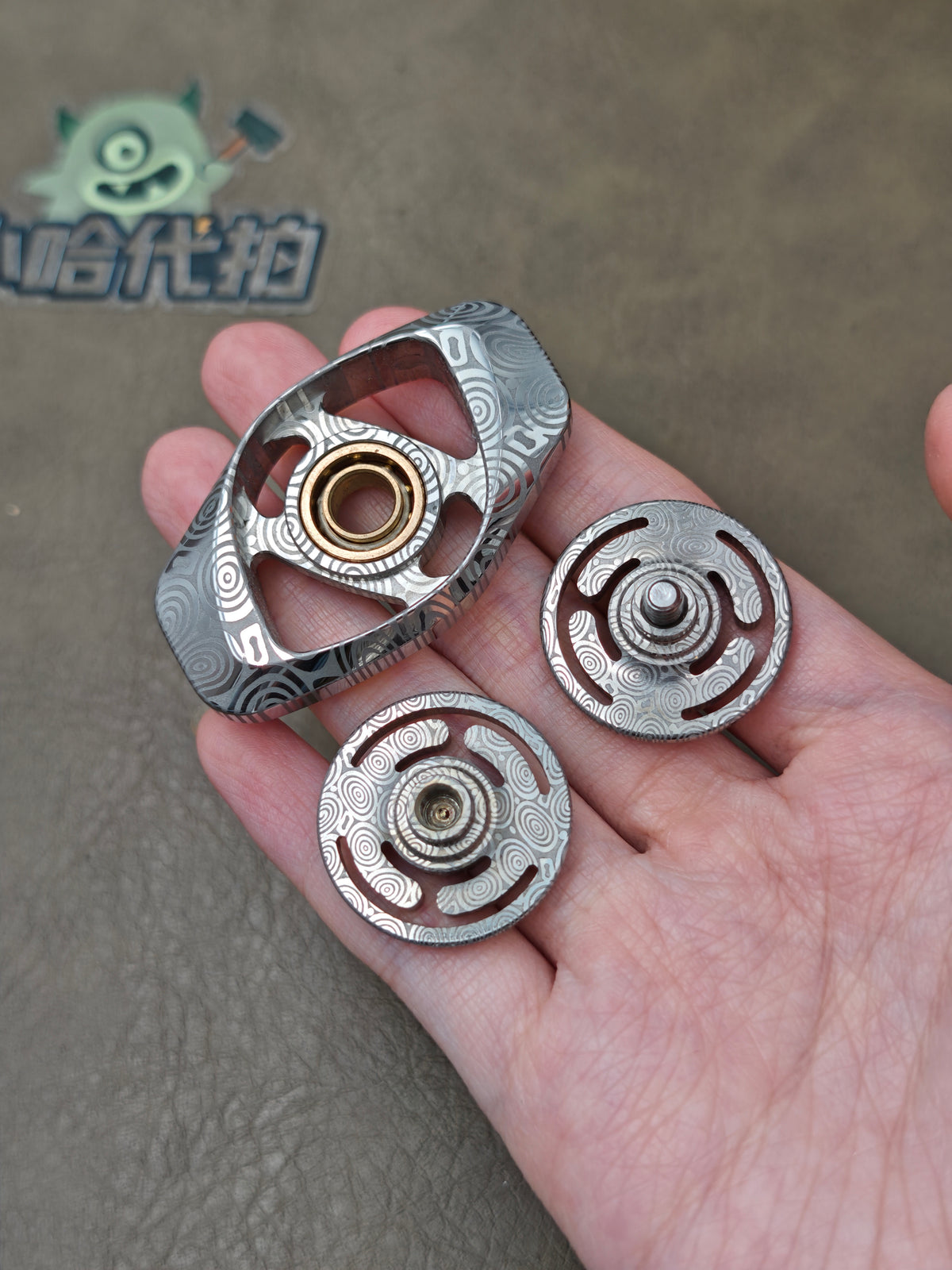 Phantom Dual Leaf Stainless Steel