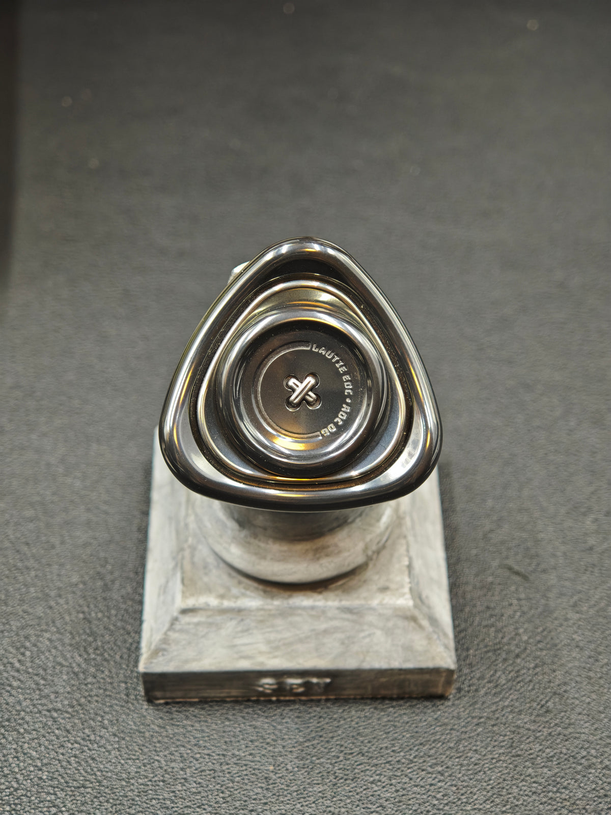 BIT 04 Zirconium