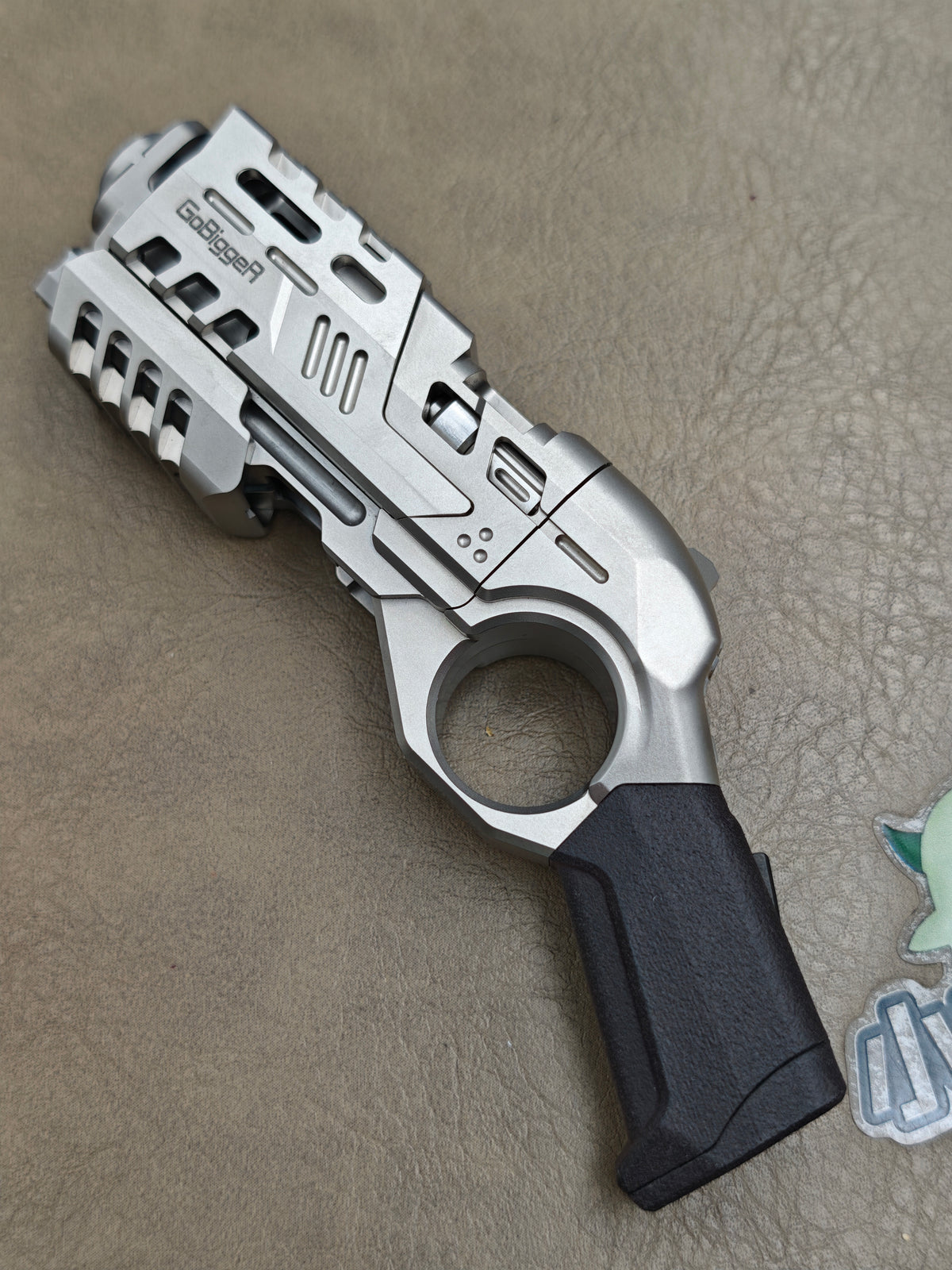 Punnk Titanium