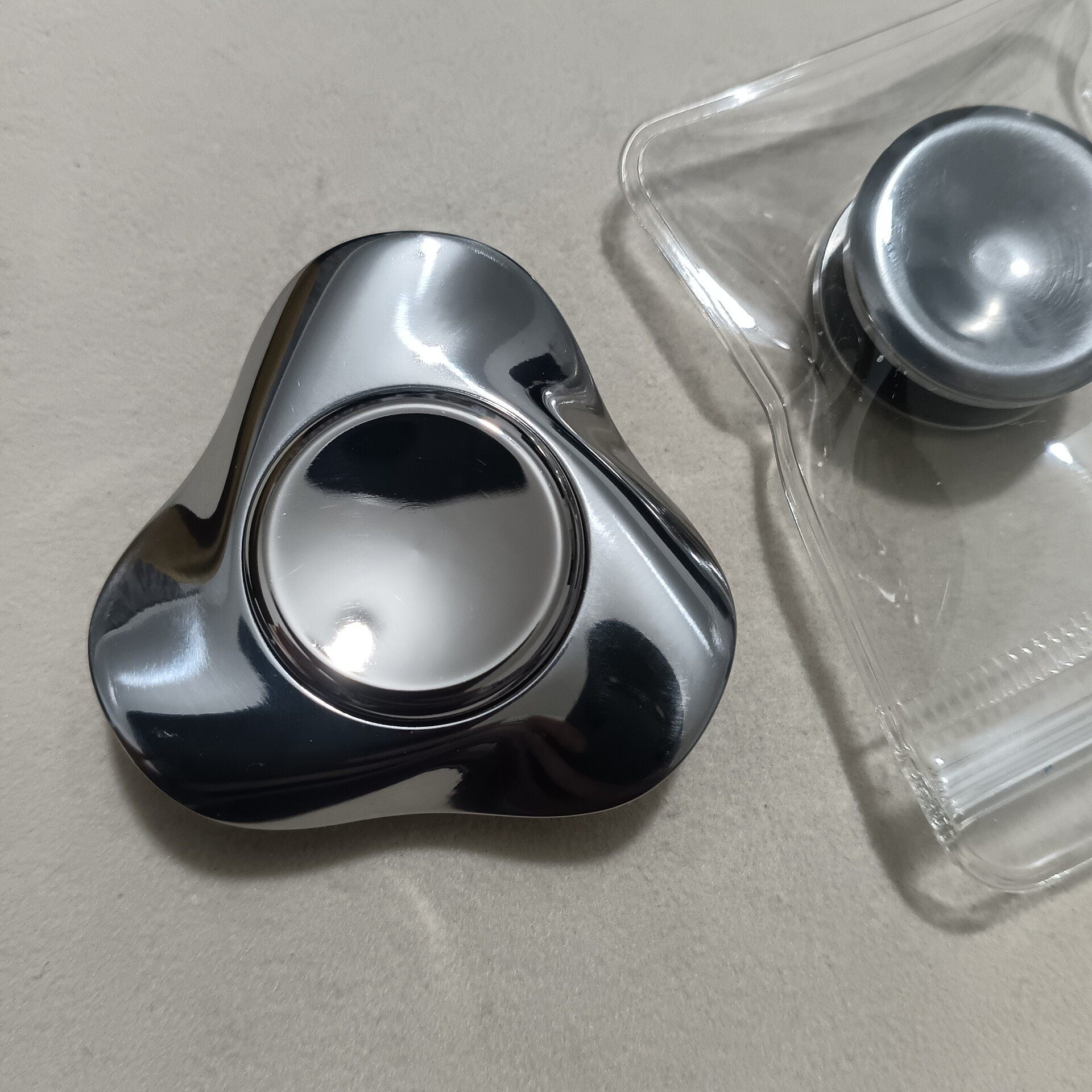 Ray Tungsten