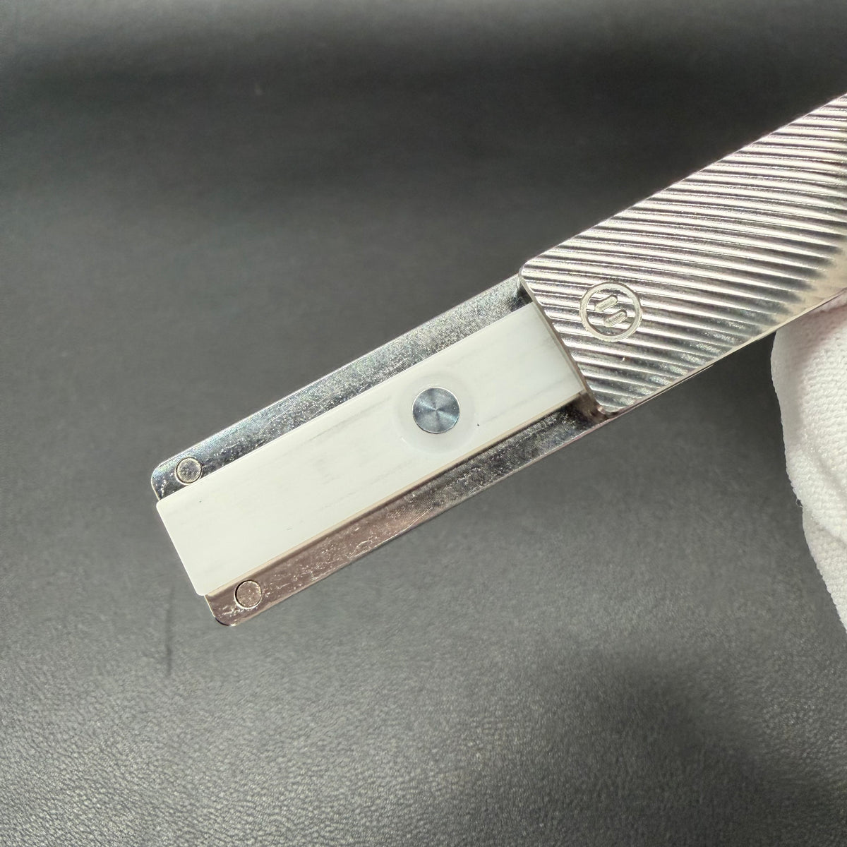 Ji Li 2.0 Titanium