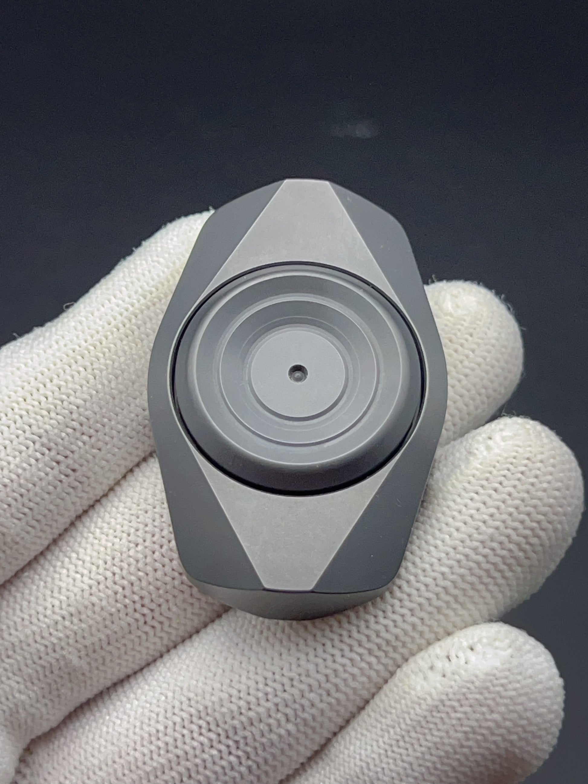 Gravel Zirconium
