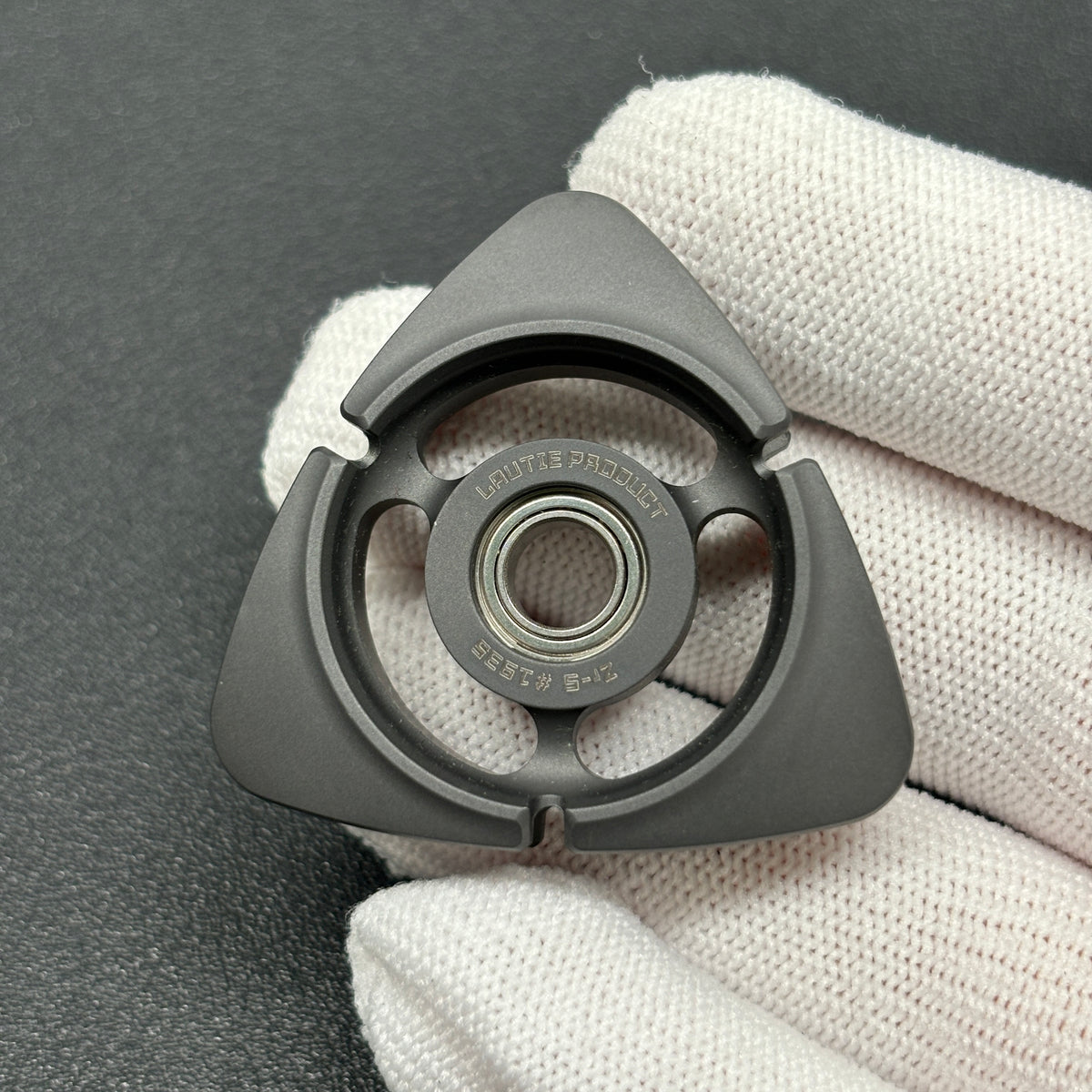 BIT 04 Zirconium