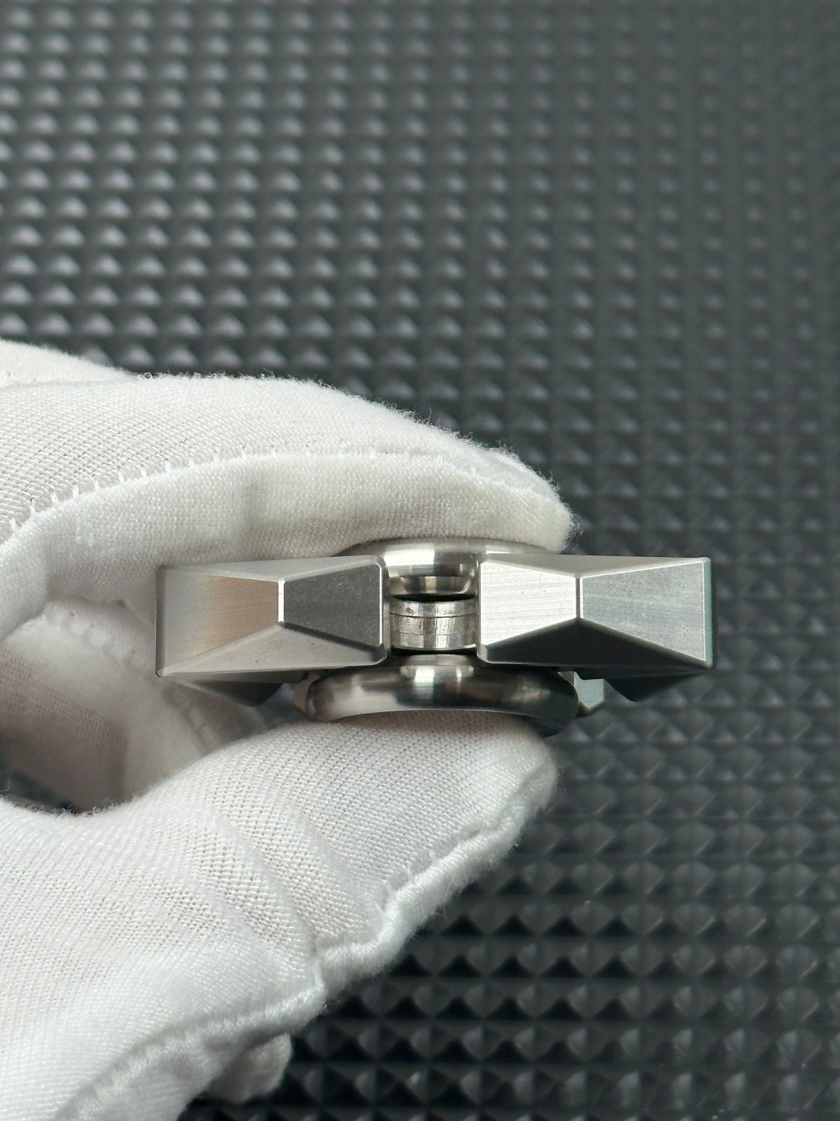 Tri Leaf Crossbone Stainless Steel