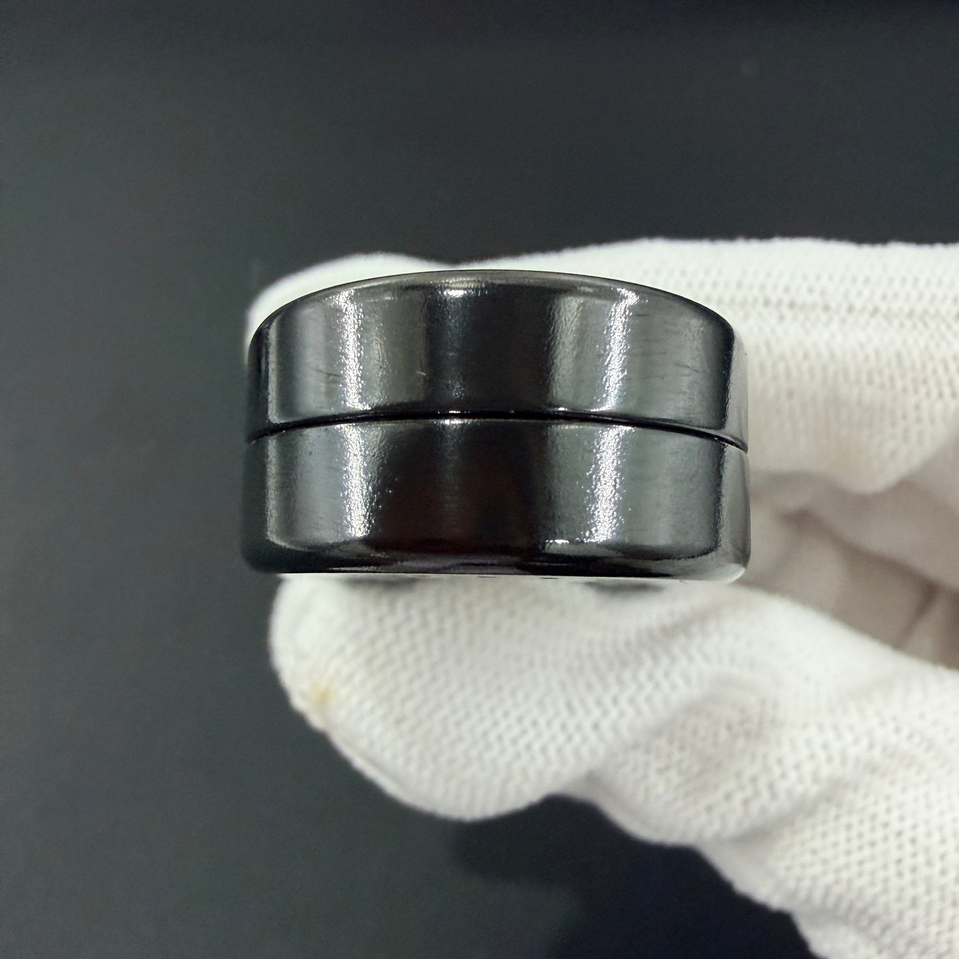 Kong Zirconium