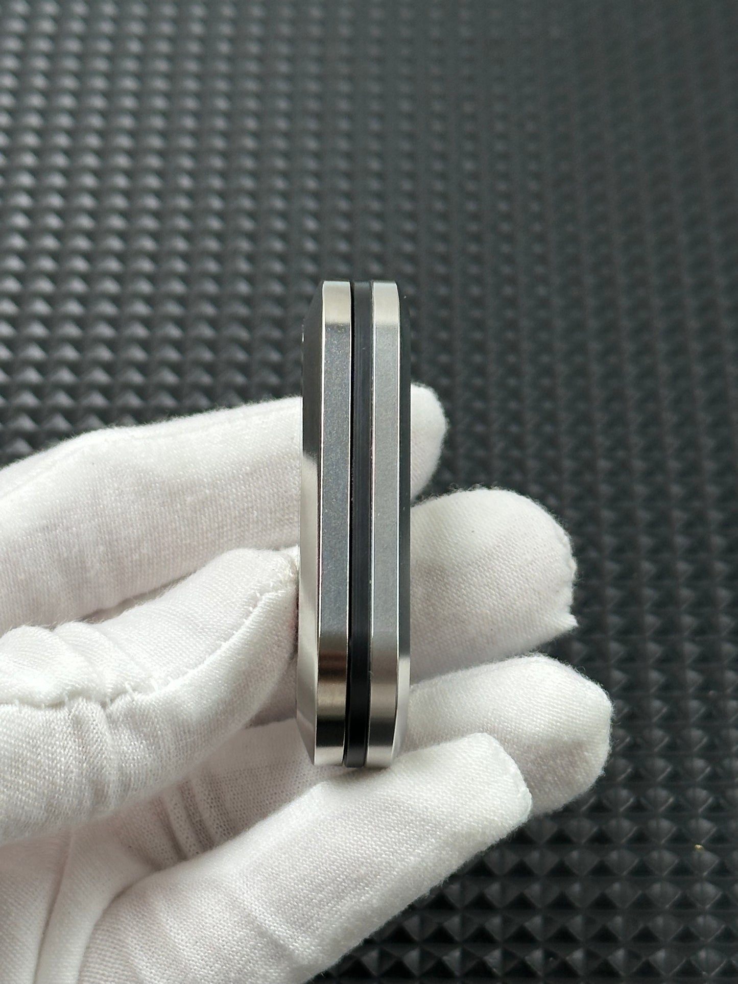 Coco Candy Titanium