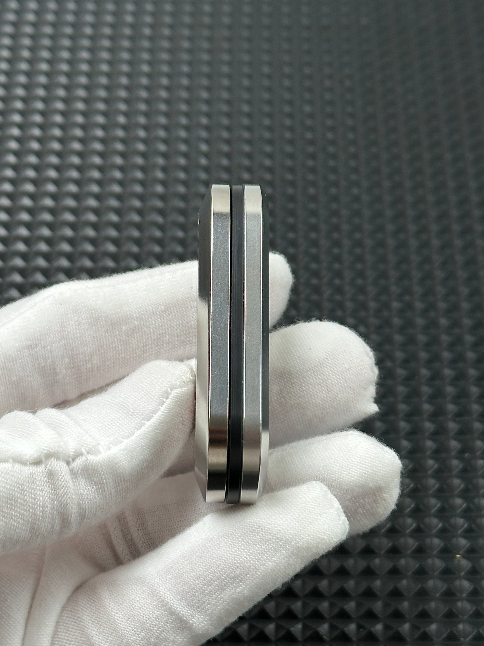 Coco Candy Titanium