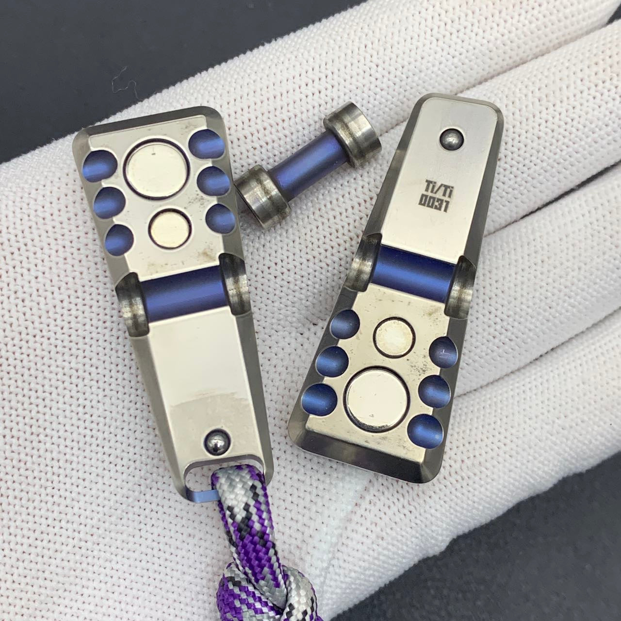Crocbeats Titanium
