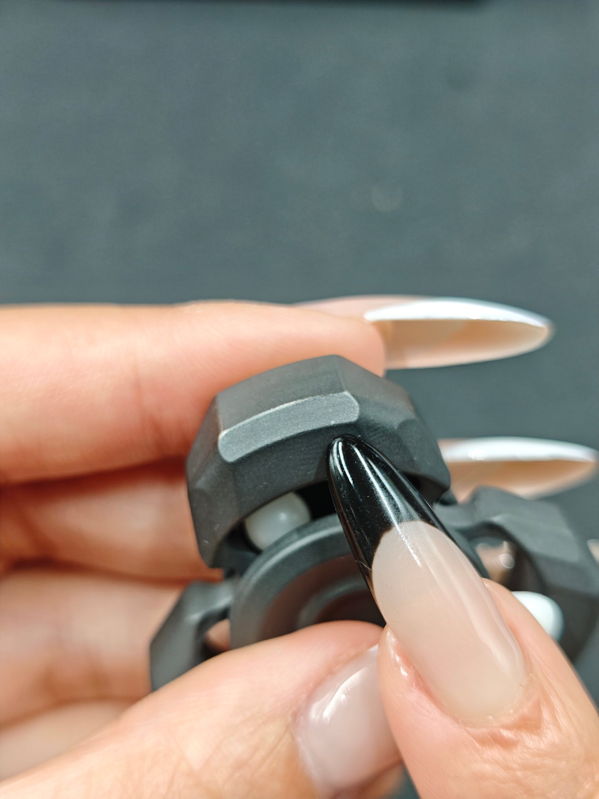 Whisper Duo Zirconium