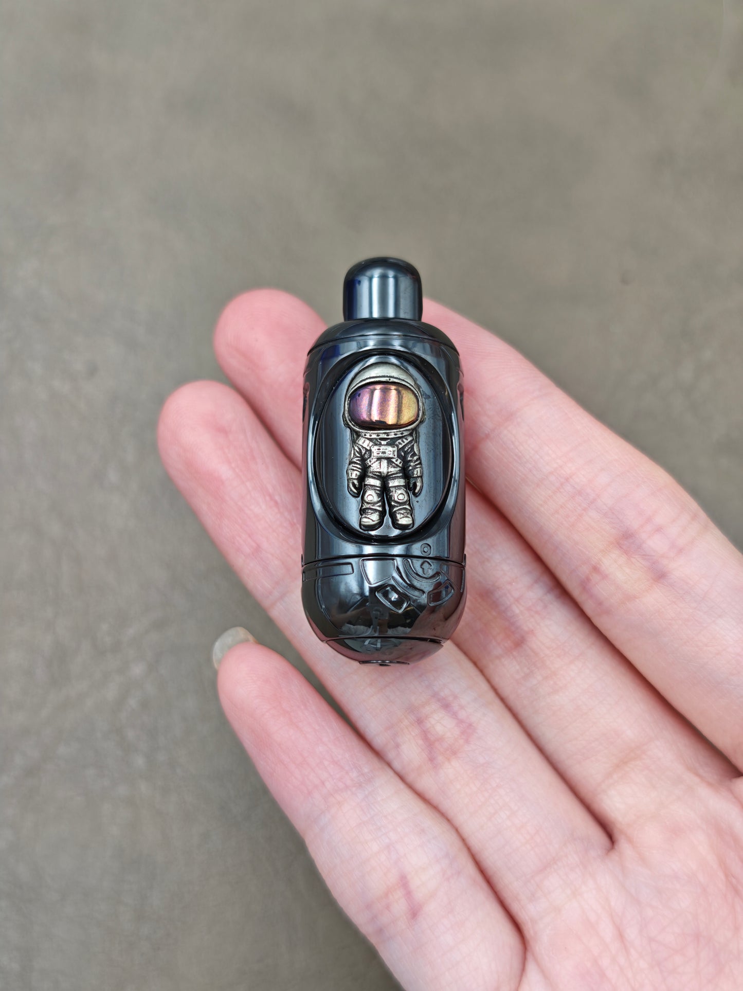 Holy Egg 2.0 Zirconium