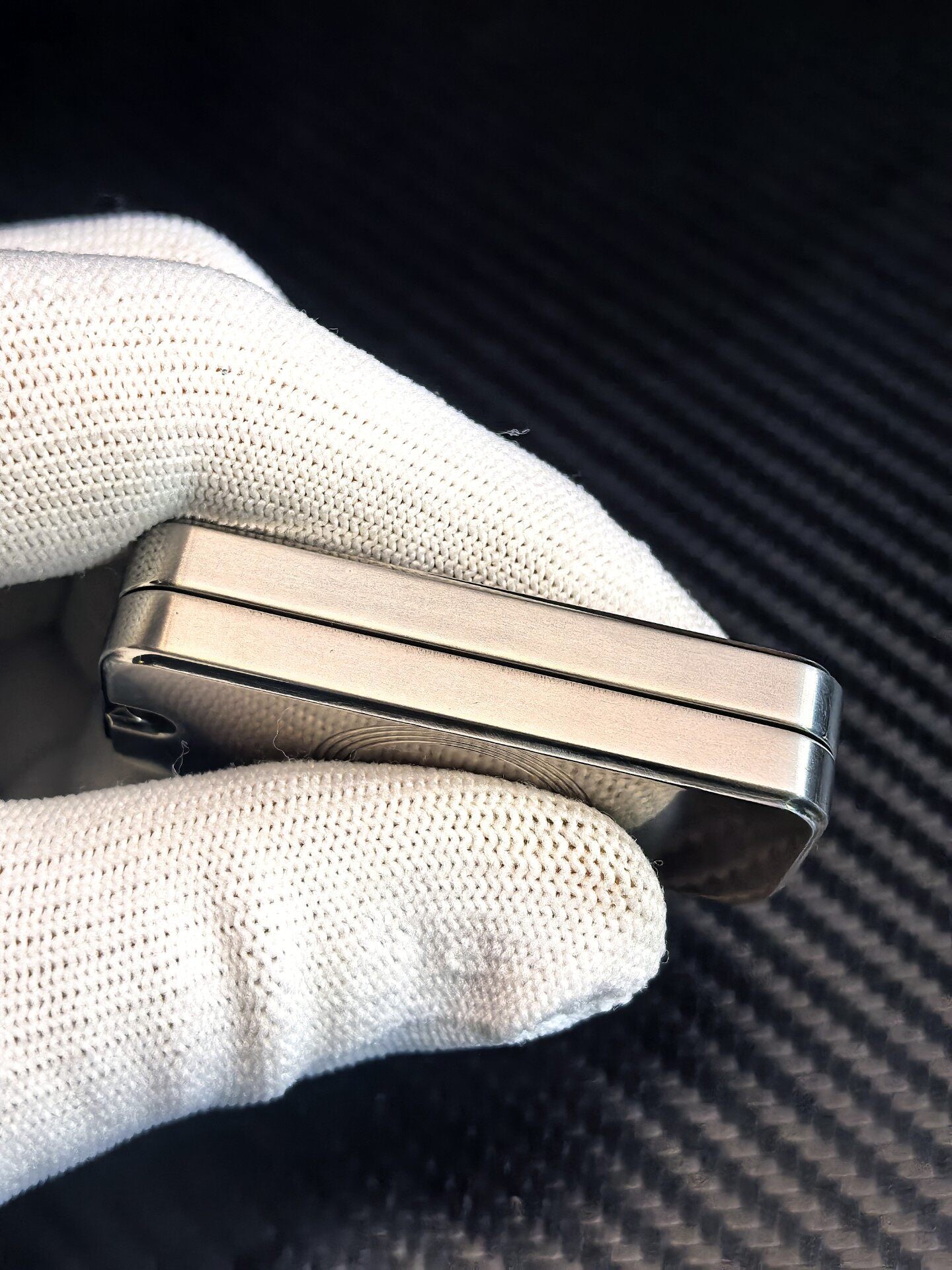 Sugar Cube Titanium