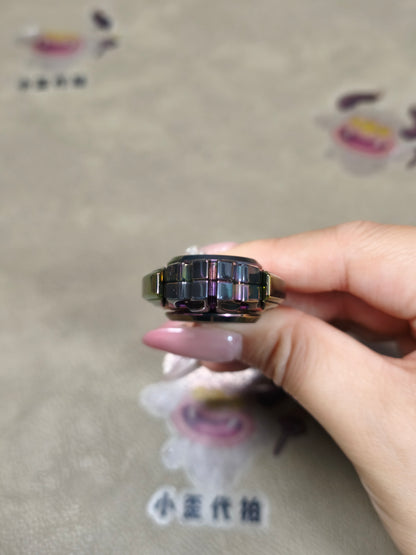 Dark Shell Opening Zirconium Oil Slick
