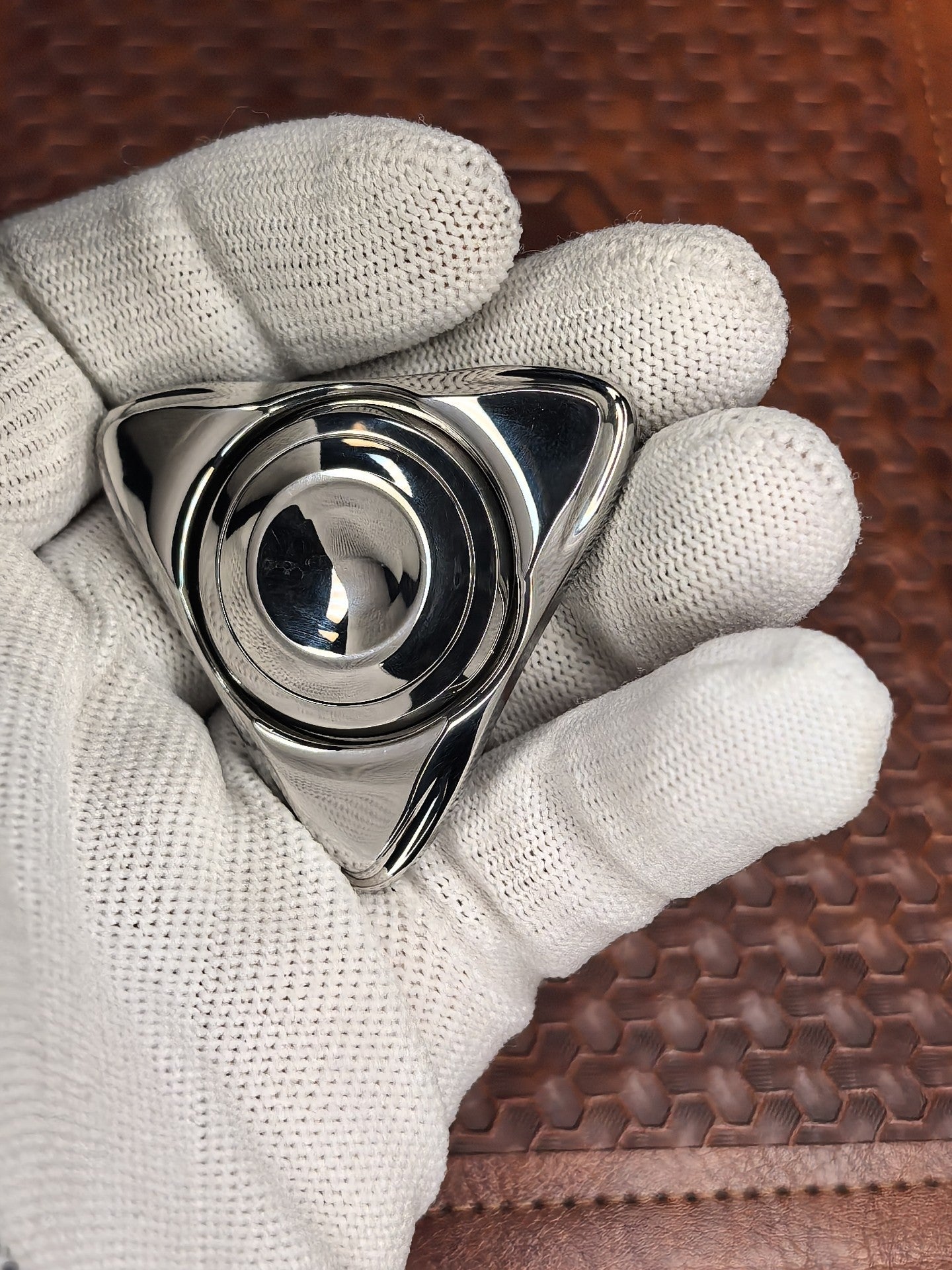 Spin Stainless Steel