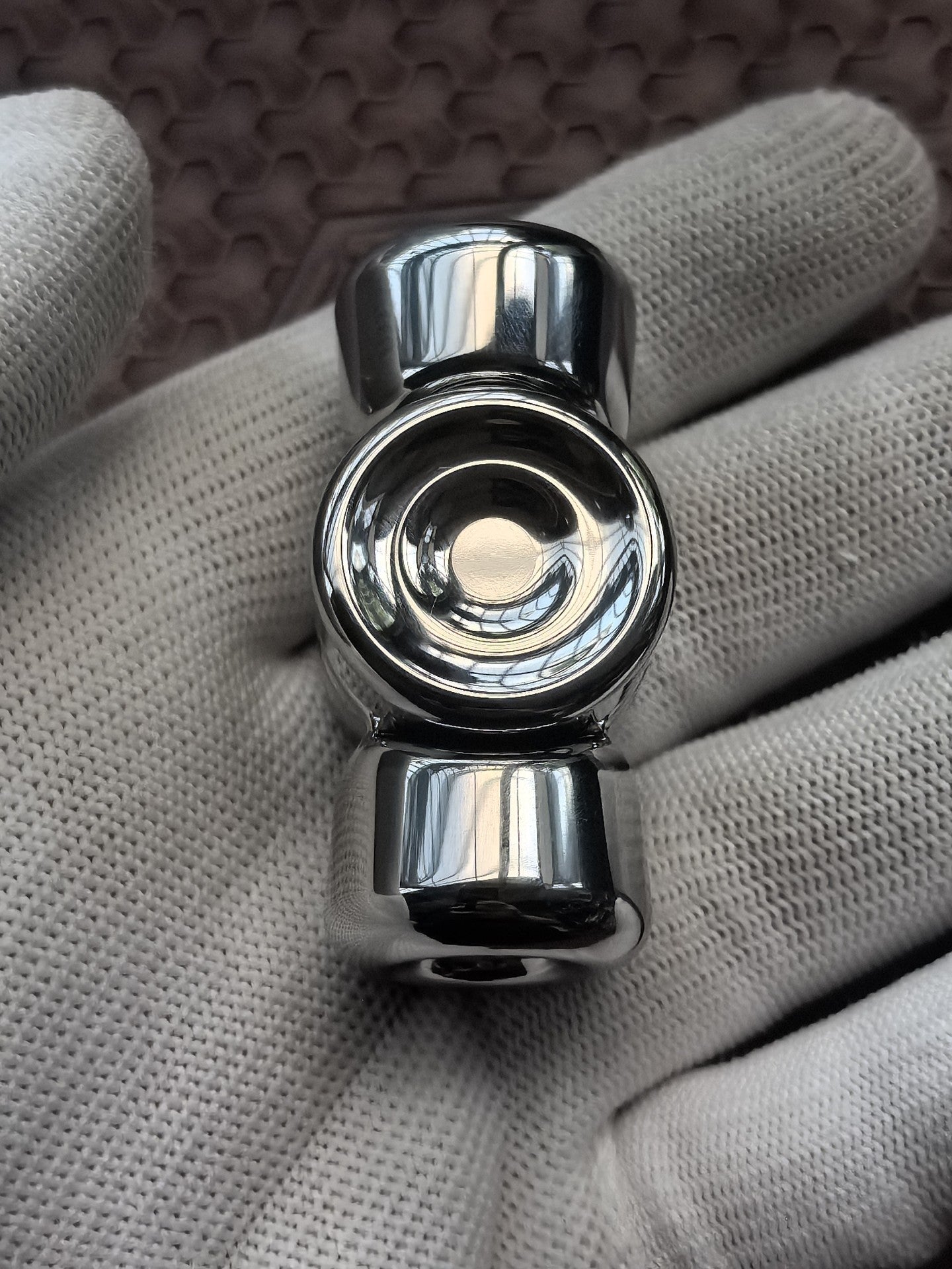 Spin Stainless Steel