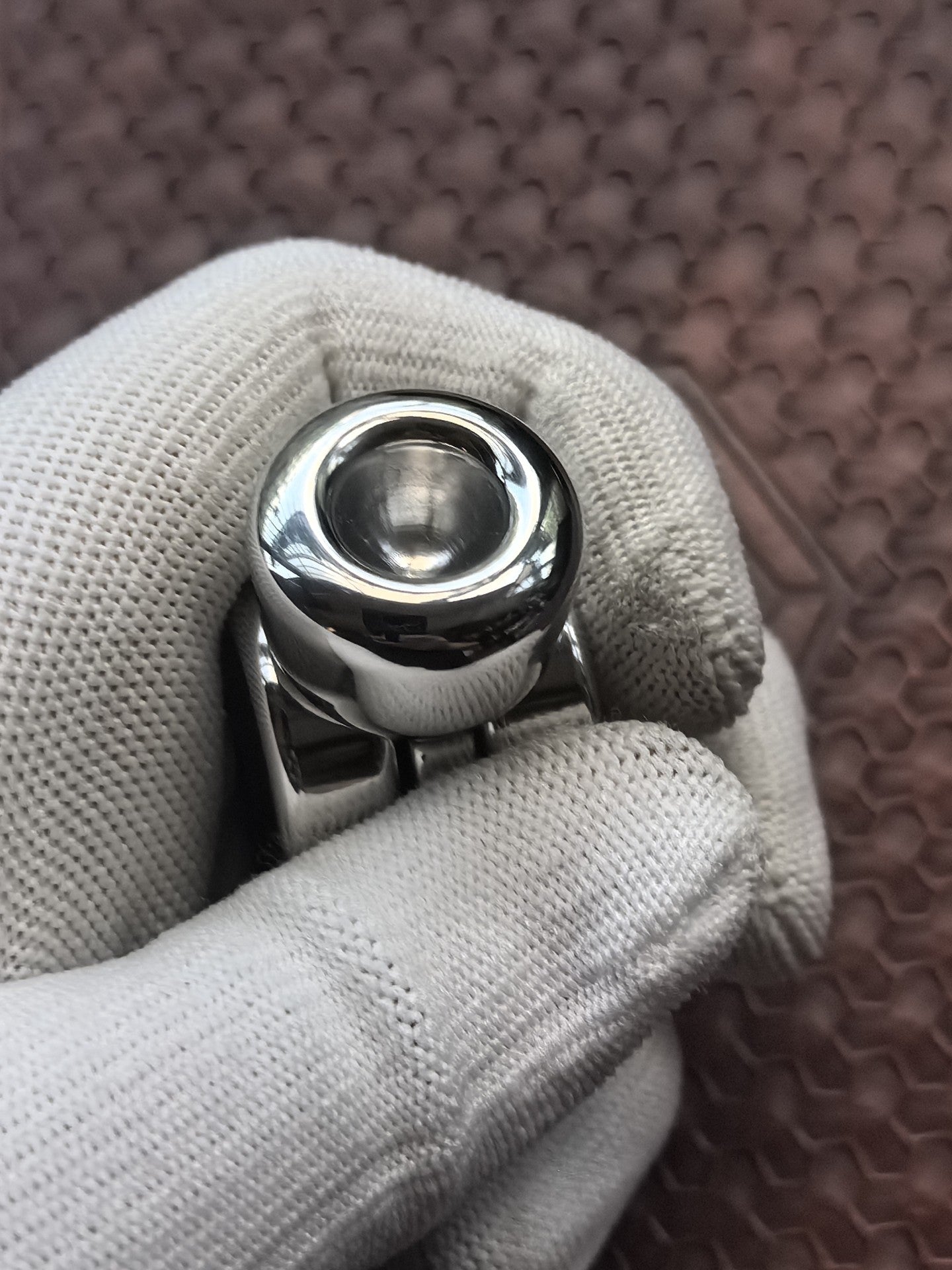 Spin Stainless Steel