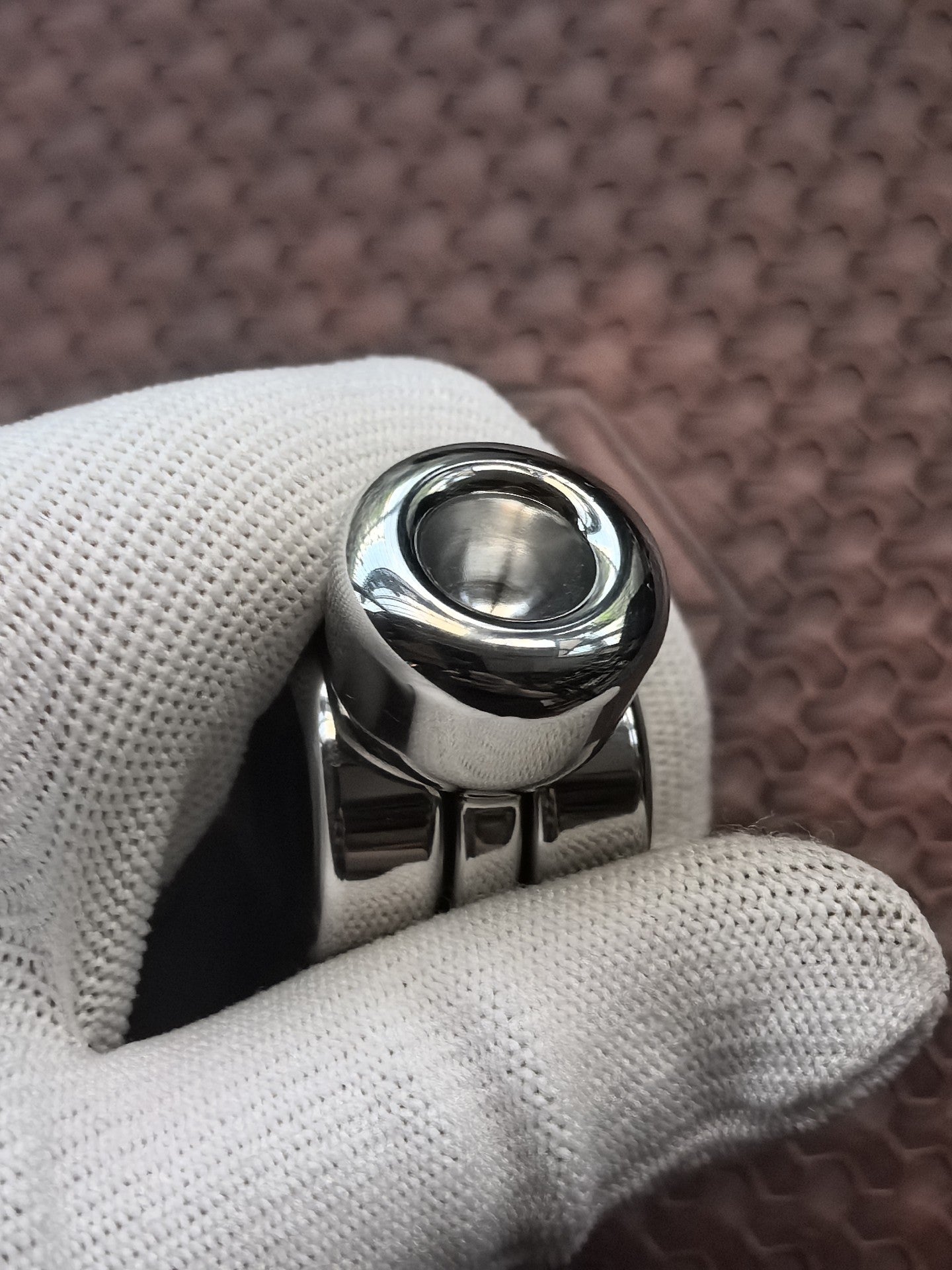 Spin Stainless Steel