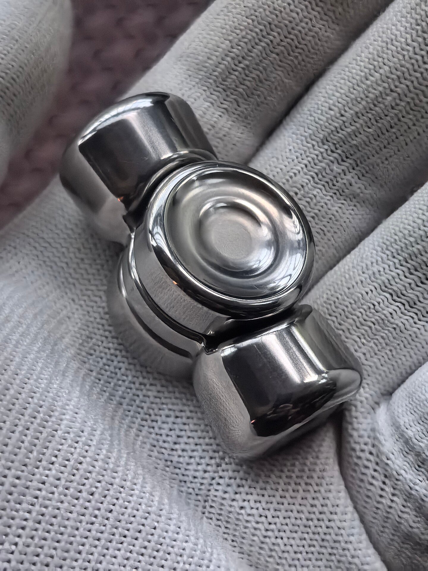 Spin Titanium