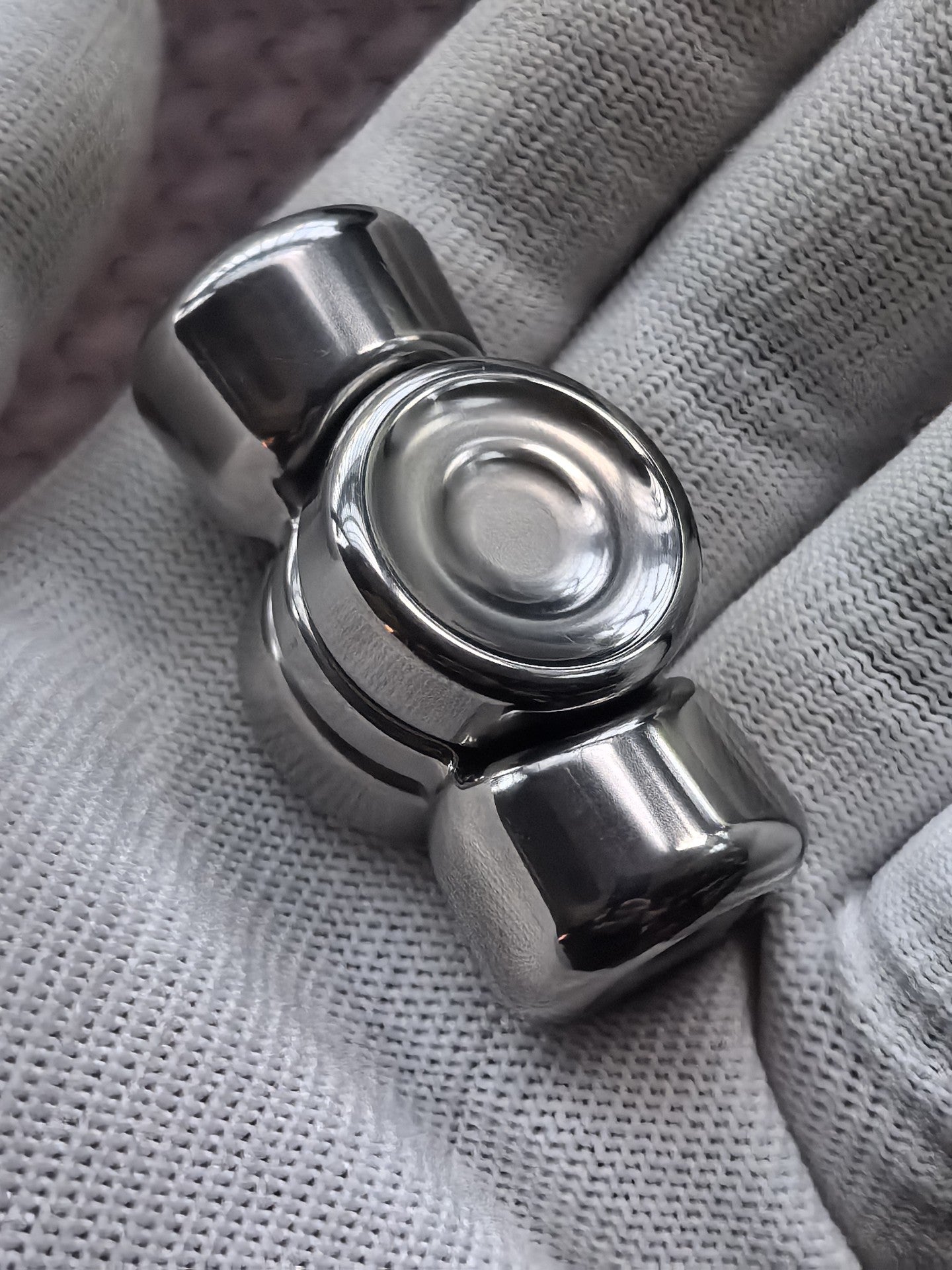 Spin Titanium