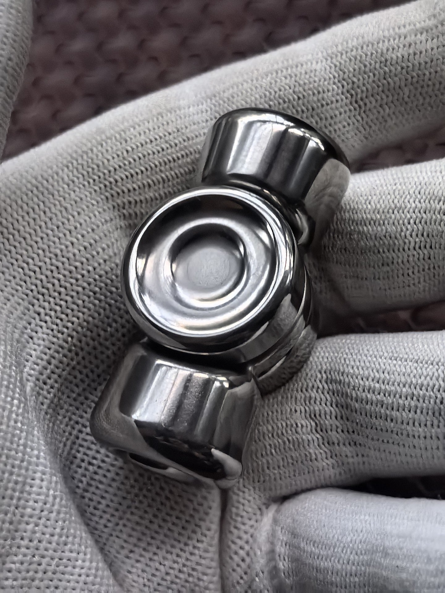 Spin Titanium