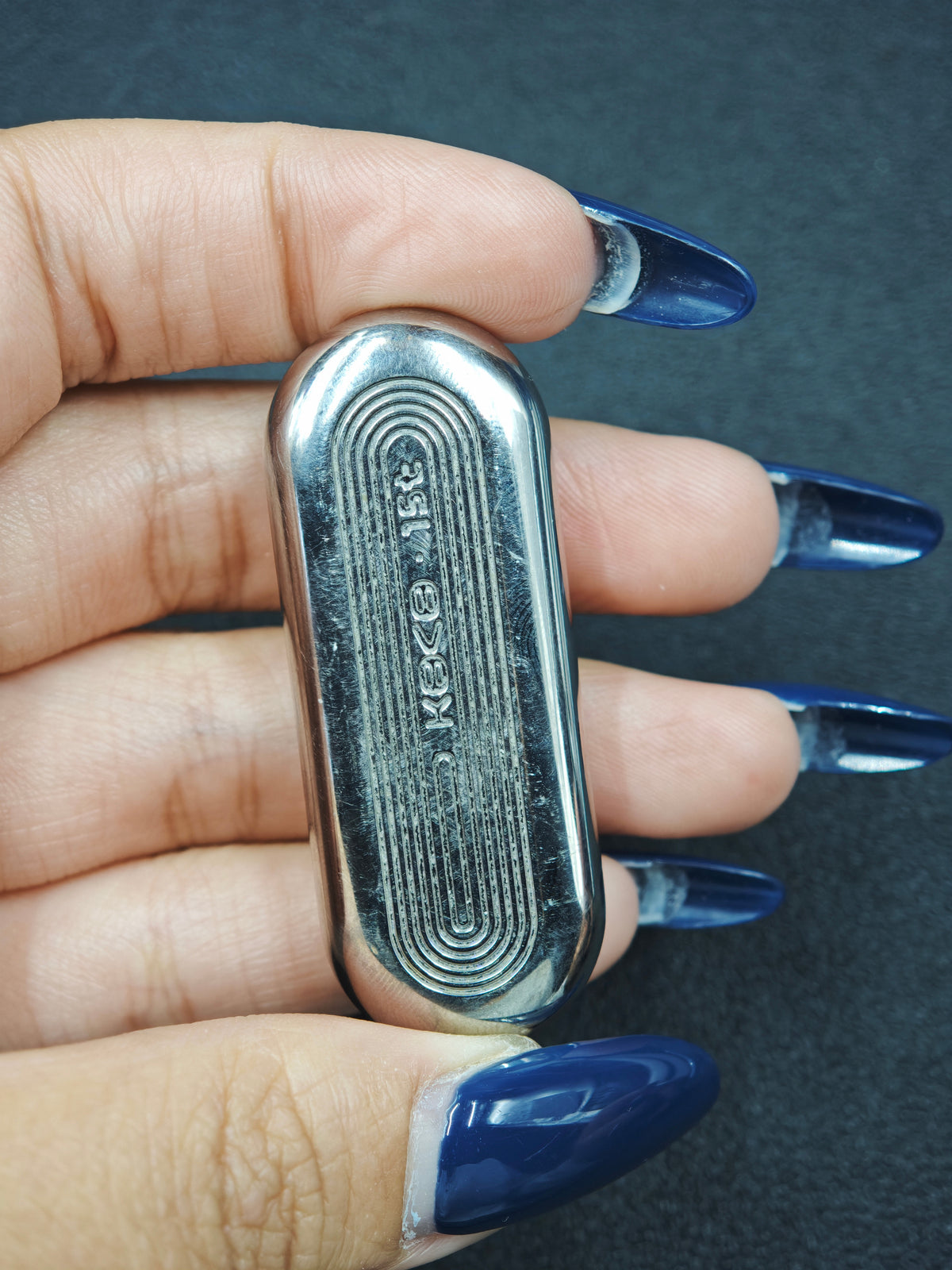 Floating Cloud Titanium