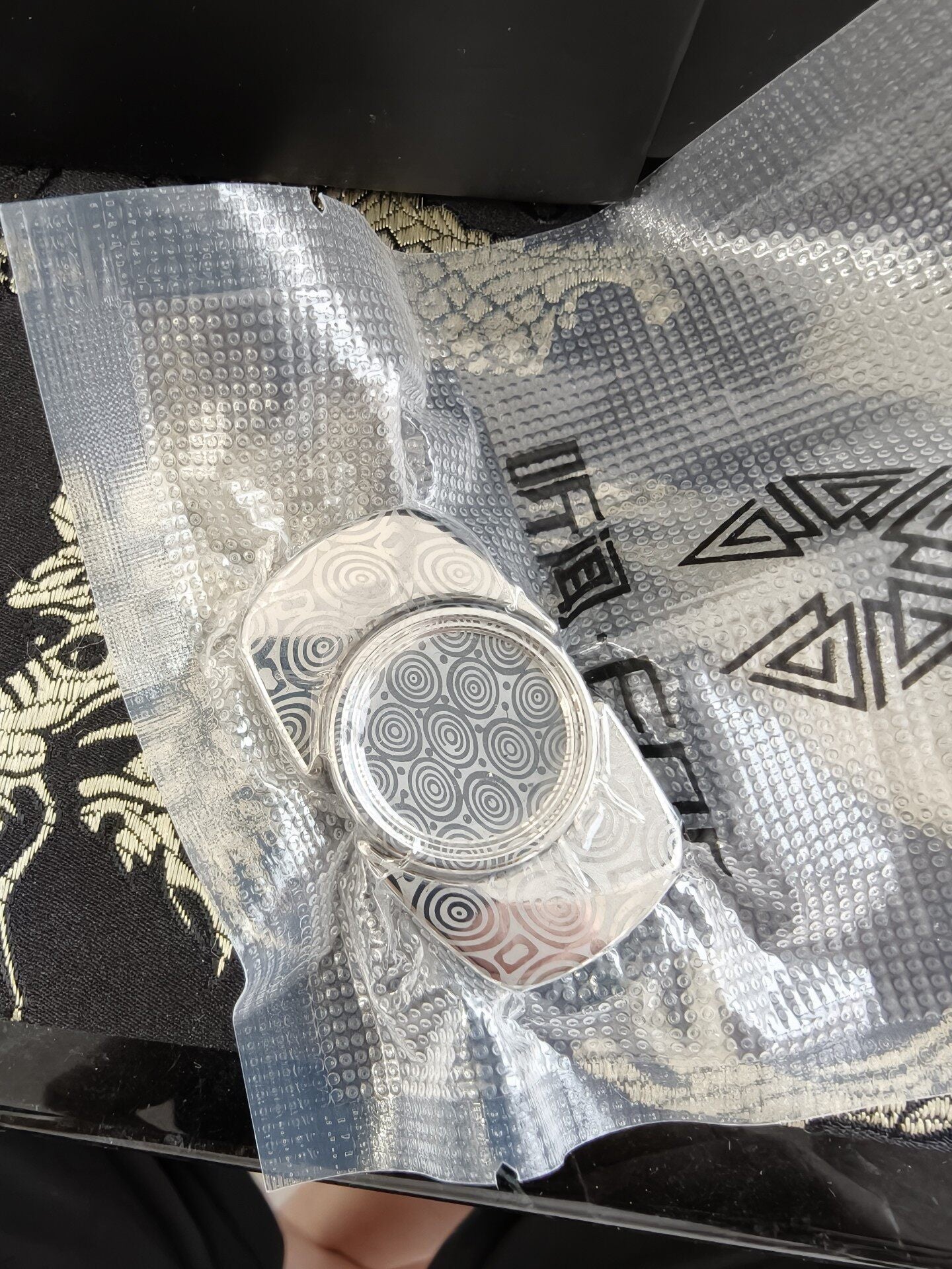 Zircuti Exquisite Cloud Damasteel Brand New