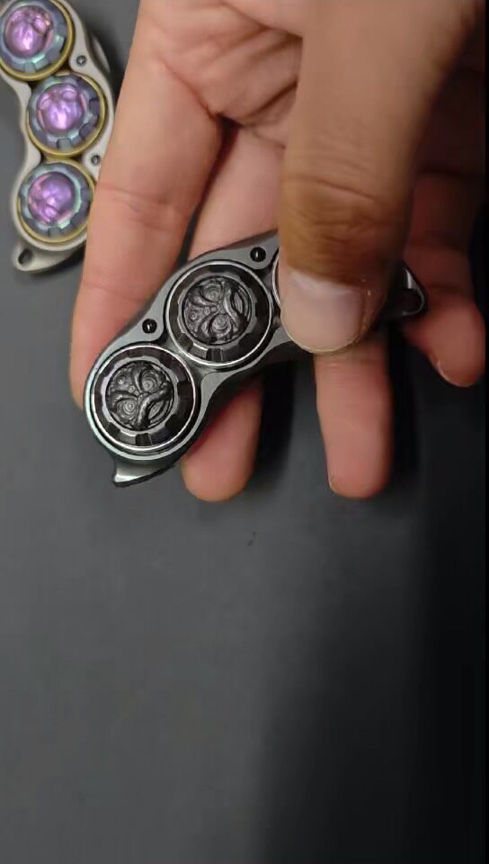 Pea Pod Zirconium Stainless Steel
