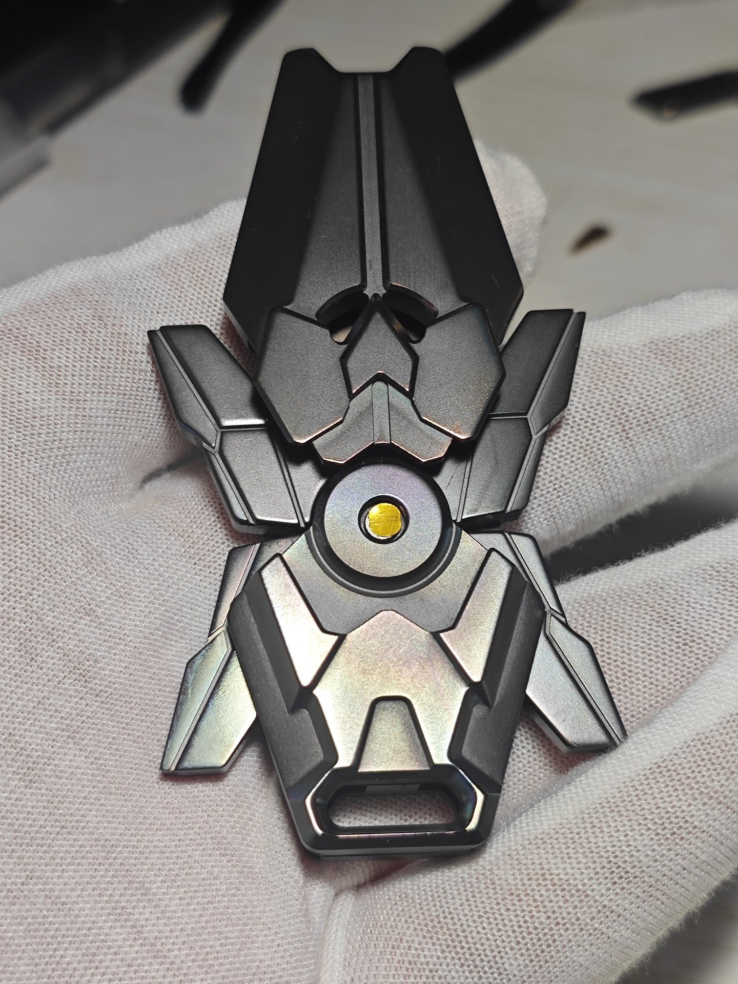 Unicorn r Zirconium