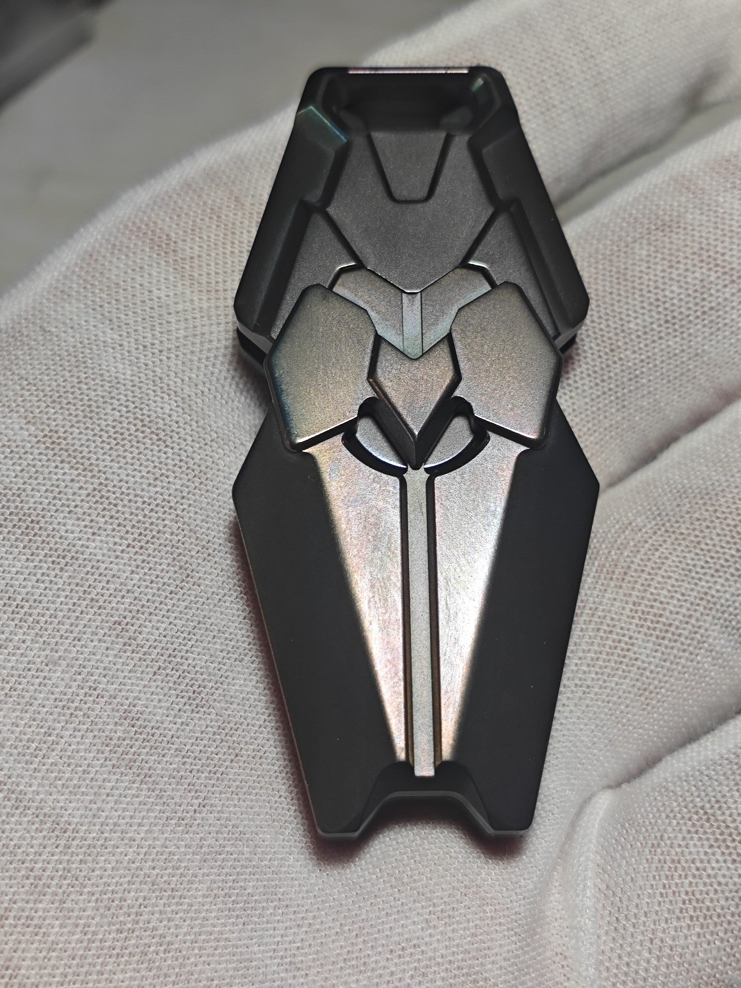 Unicorn r Zirconium