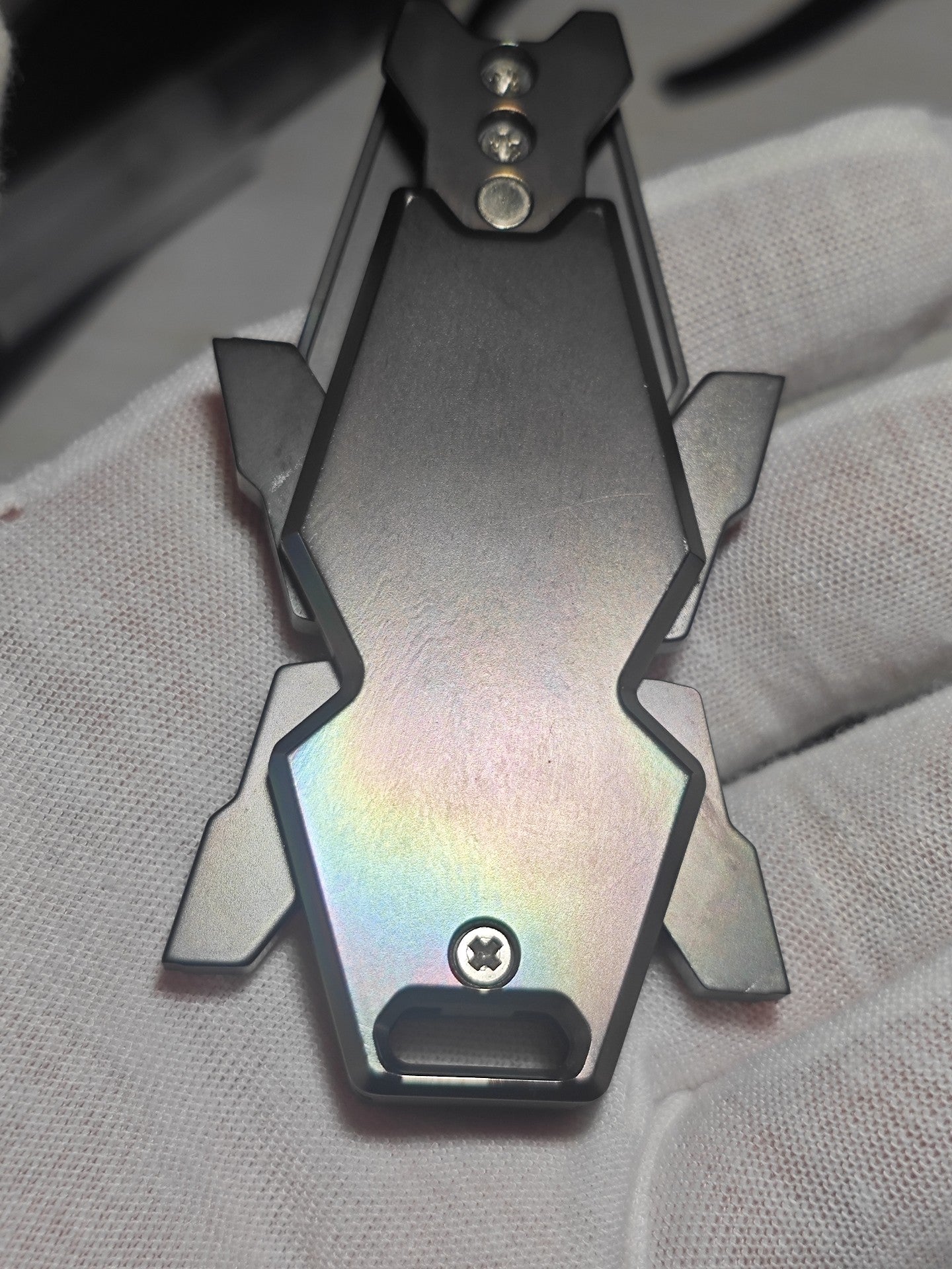 Unicorn r Zirconium