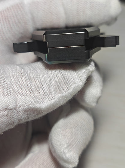 Unicorn r Zirconium