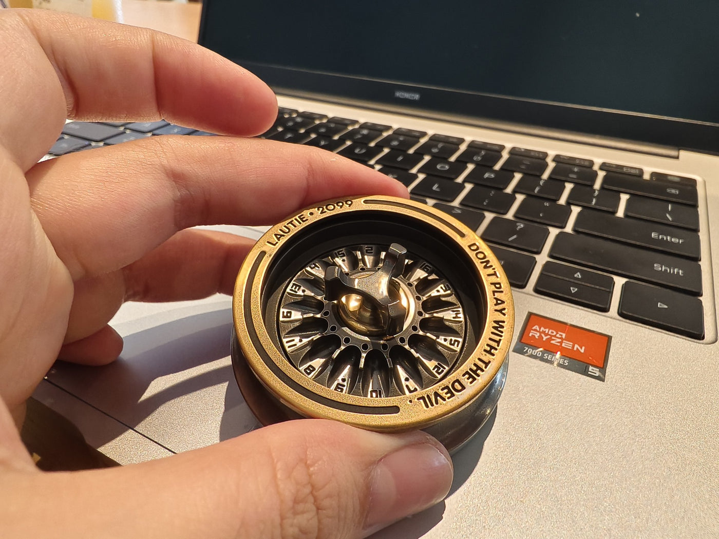 Lautie CARNIVAL Roulette Bureau Fidget Spinner 