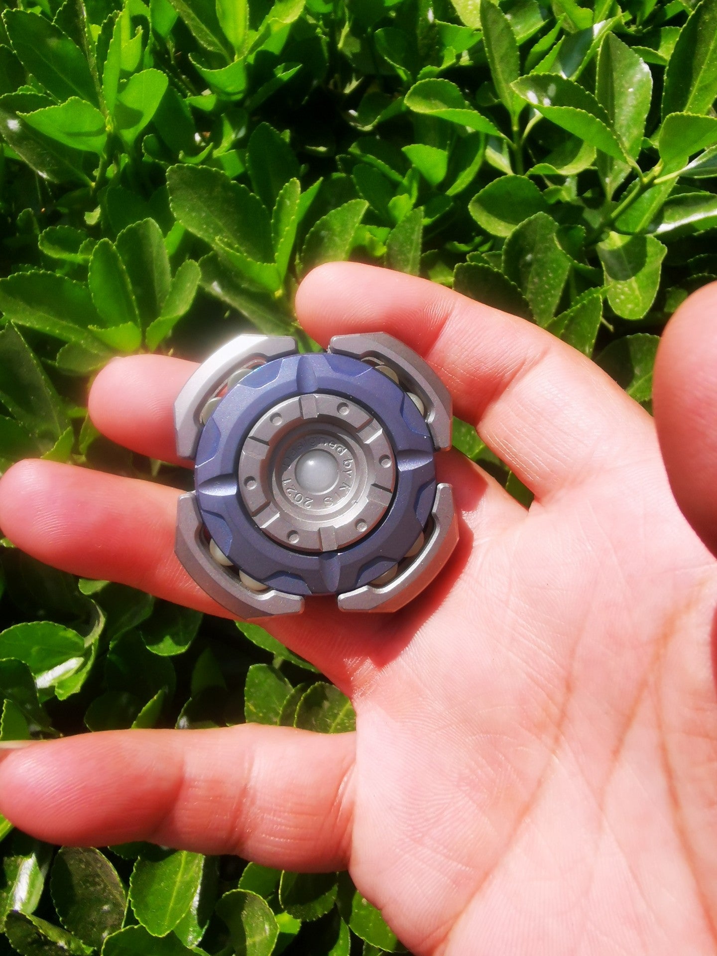 FOUR GLADIATORS Blue Titanium