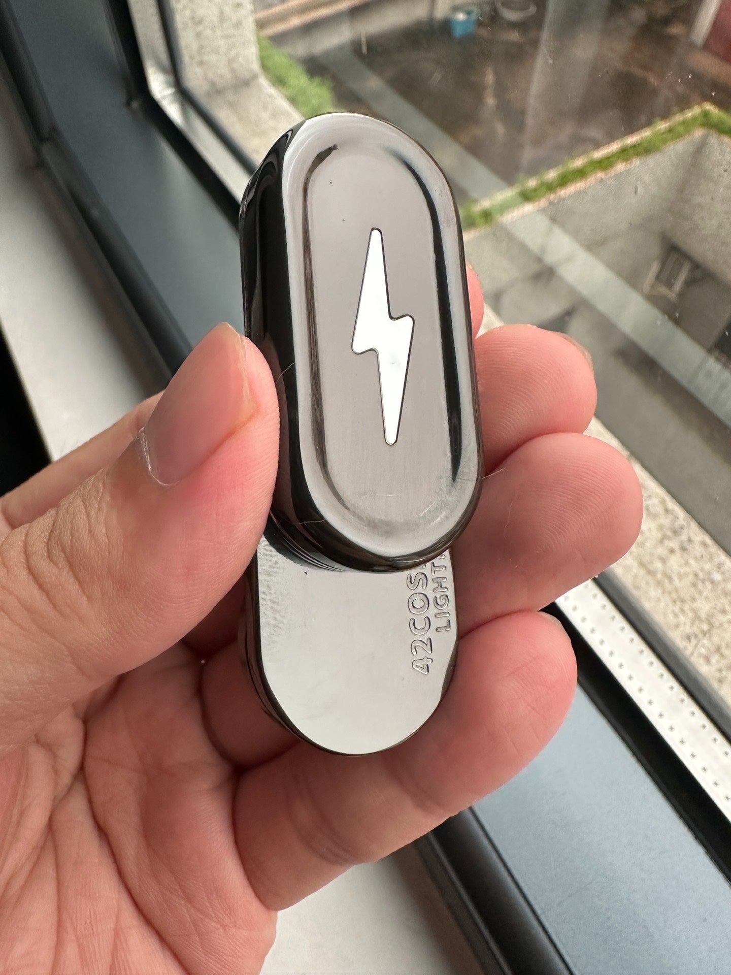 Lightning Mini Zirconium Polished