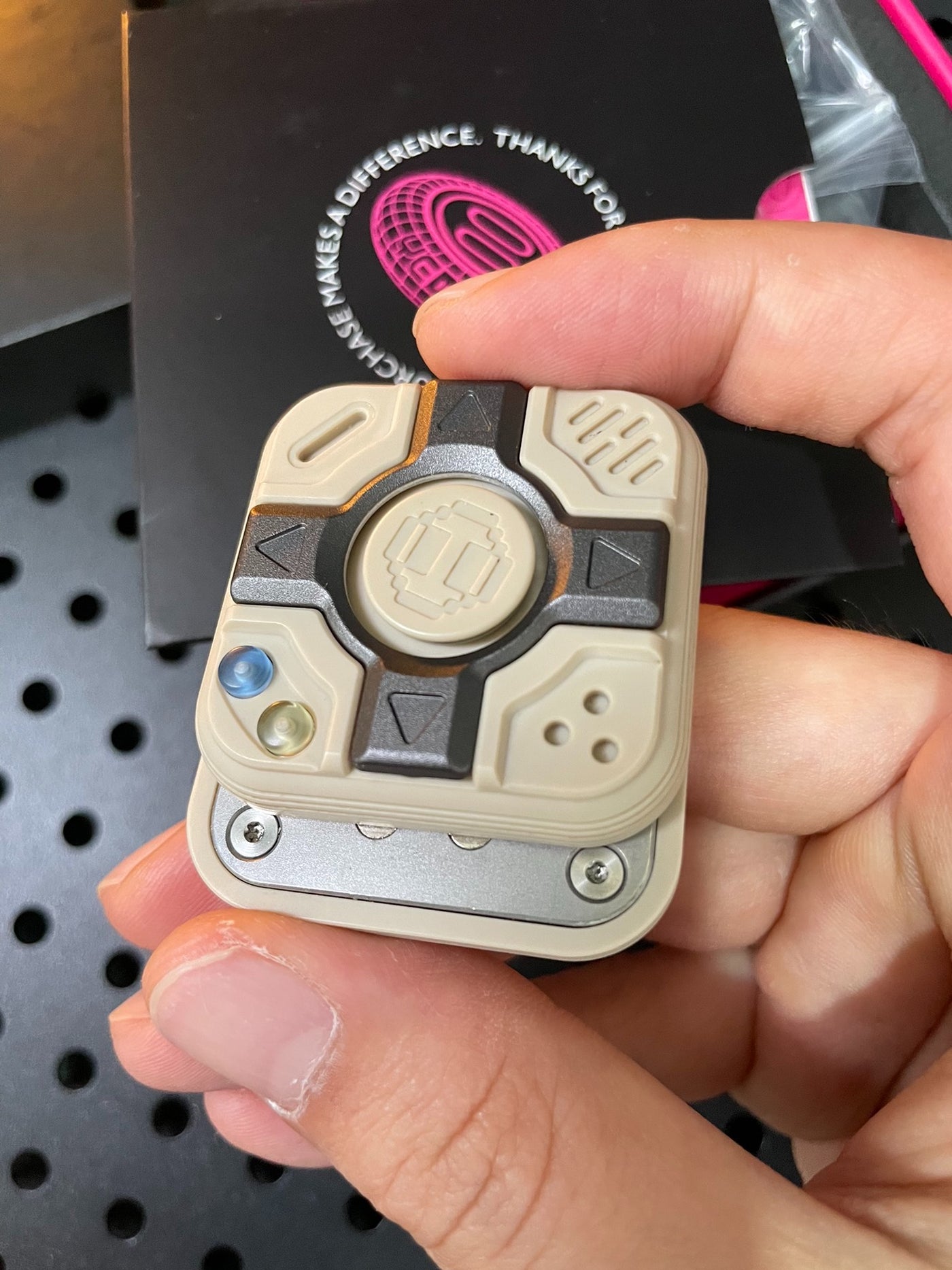 P-CUBE PEEK